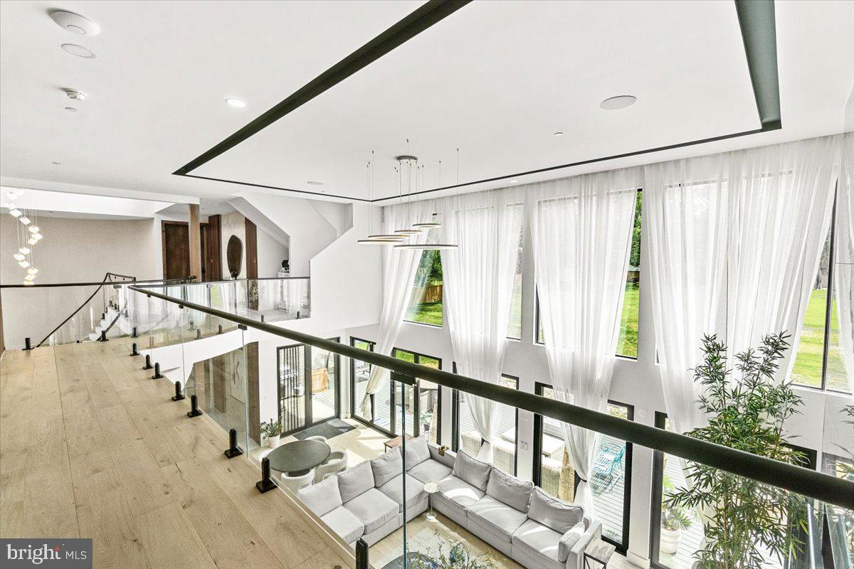 COLESVILLE OUTSIDE - Residential