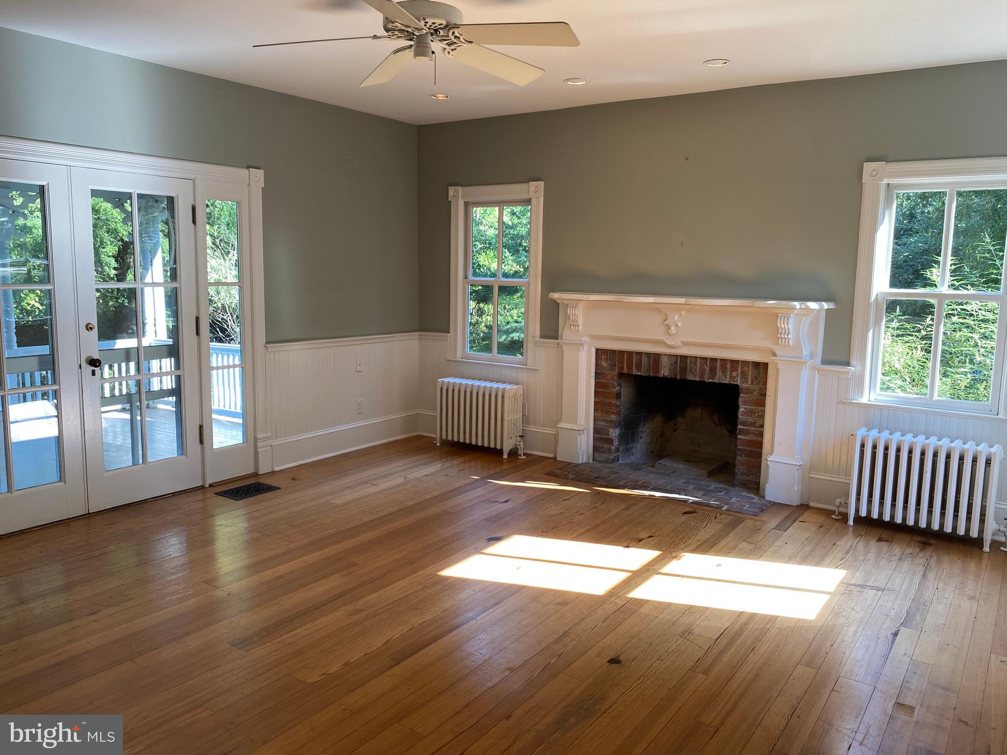 BRADDOCK HEIGHTS - Residential Lease