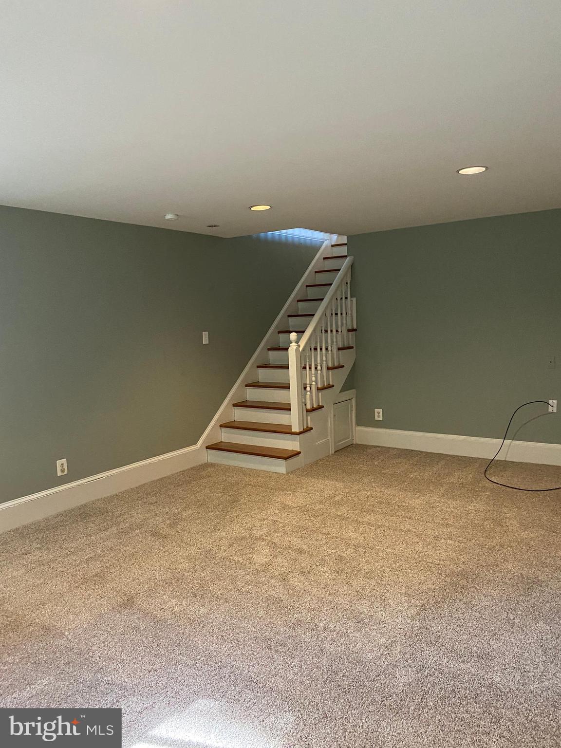 BRADDOCK HEIGHTS - Residential Lease