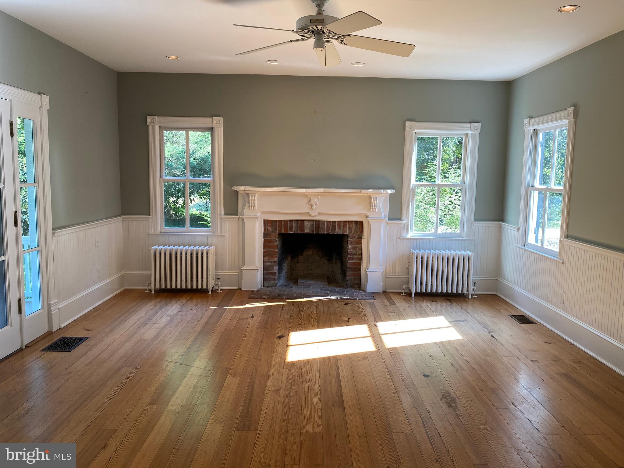 BRADDOCK HEIGHTS - Residential Lease