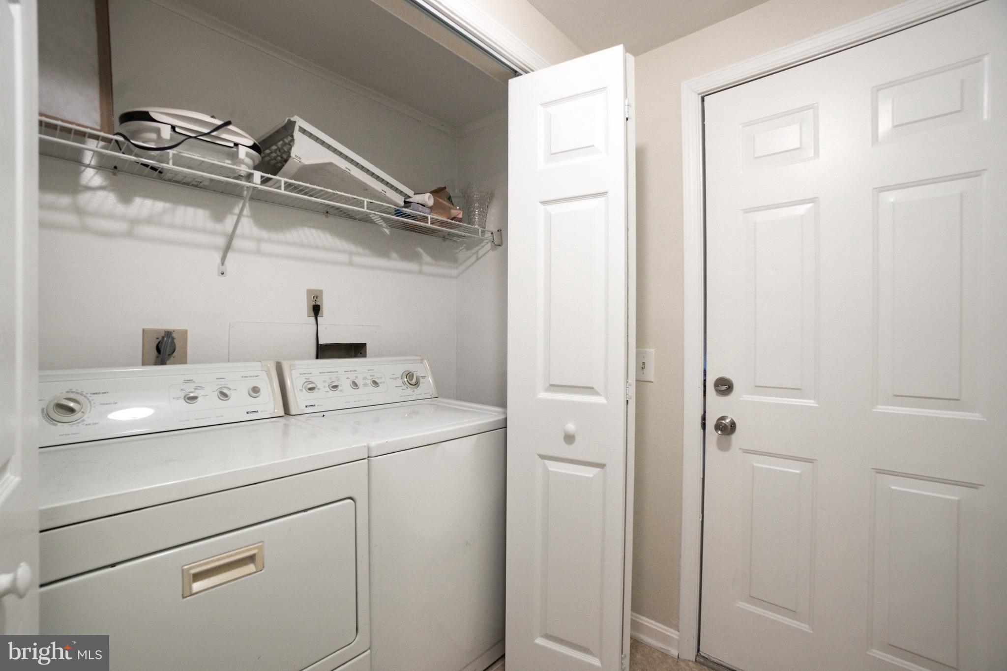 LAKE WILDERNESS - Residential