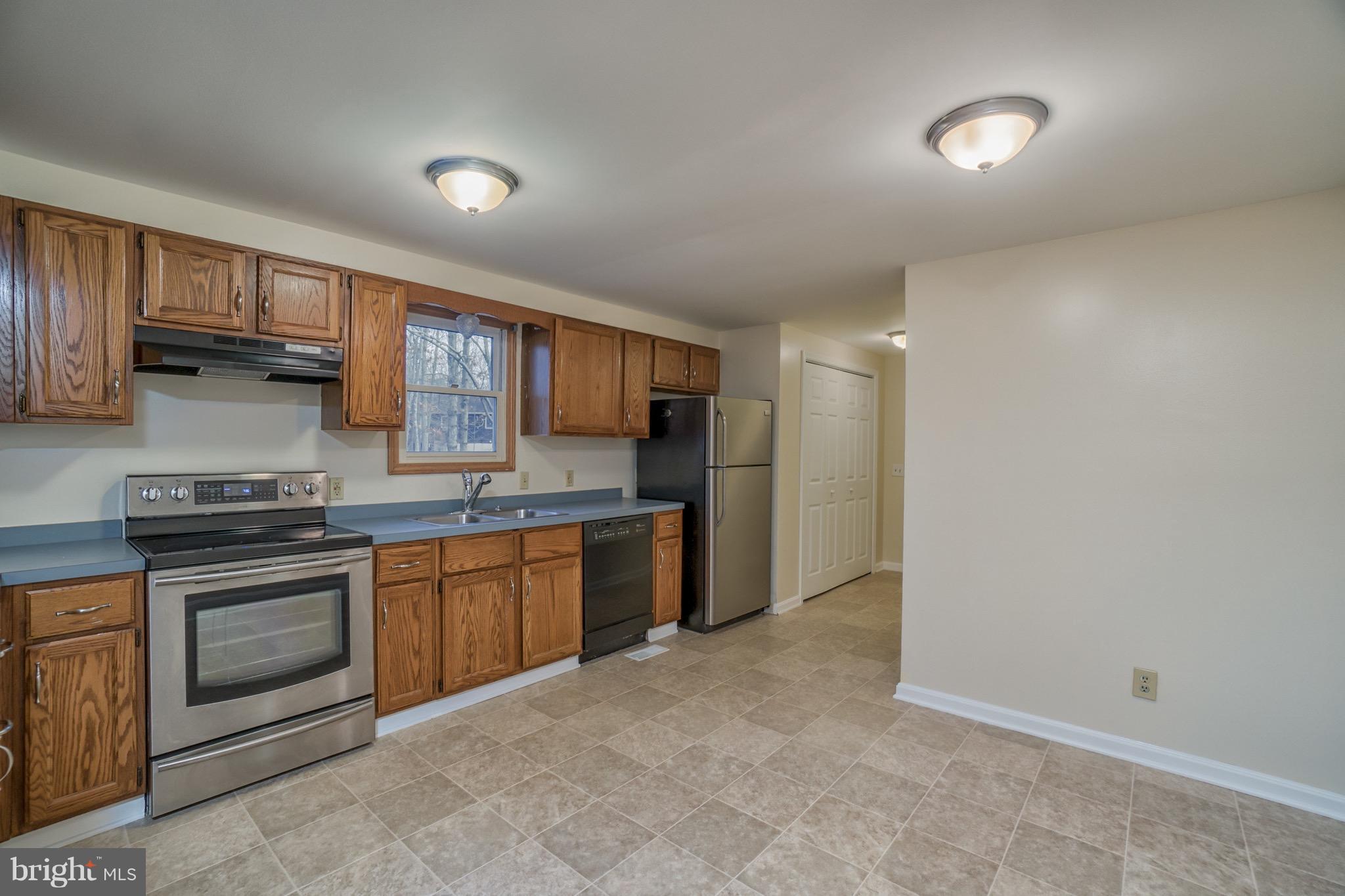 LAKE WILDERNESS - Residential