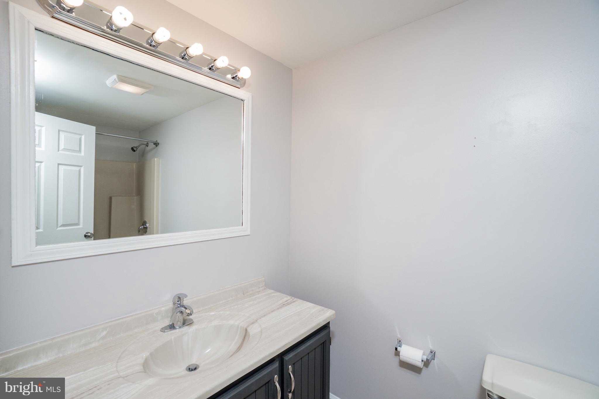 LAKE WILDERNESS - Residential