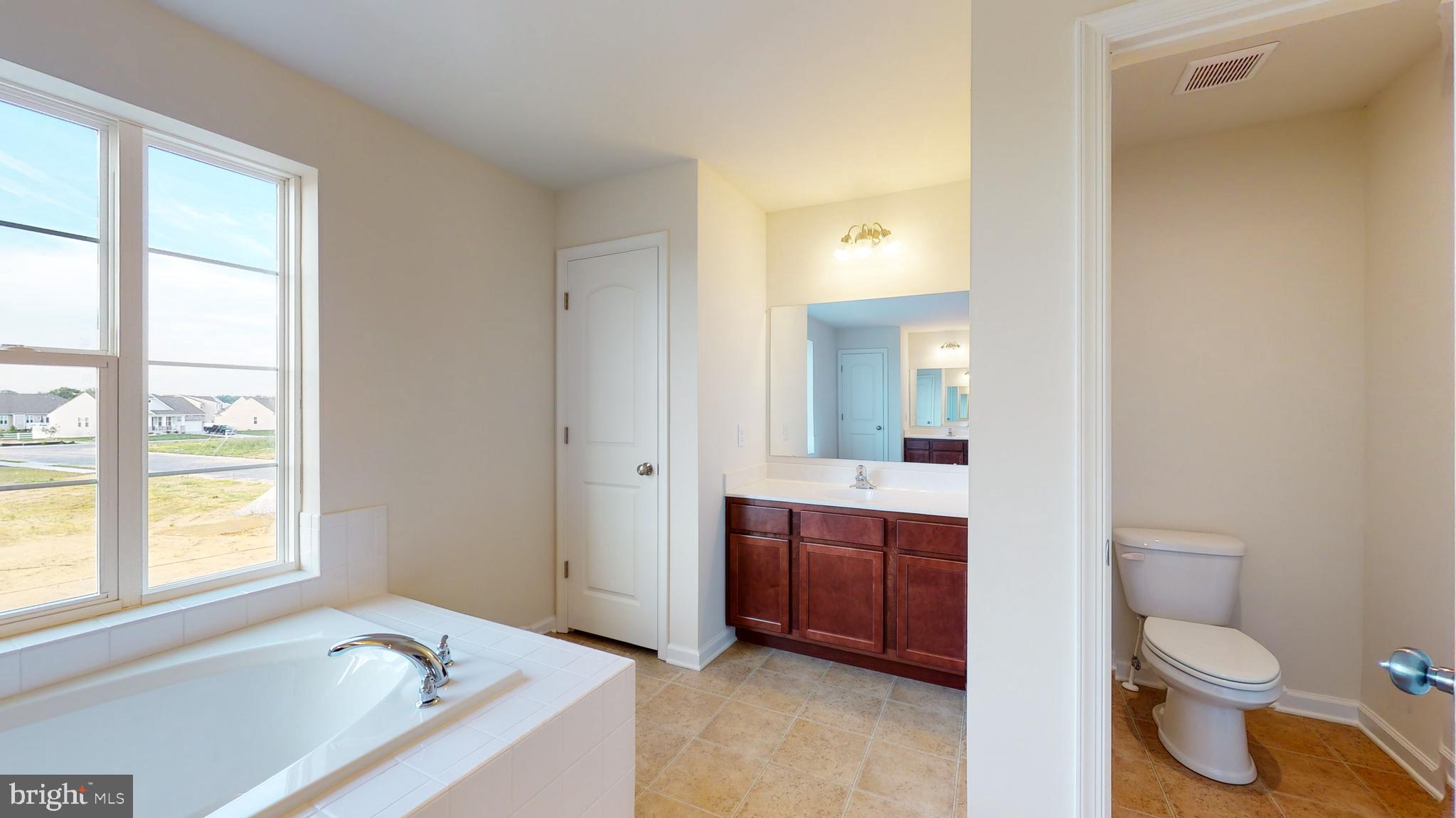 GARRISON LAKE GREE - Residential