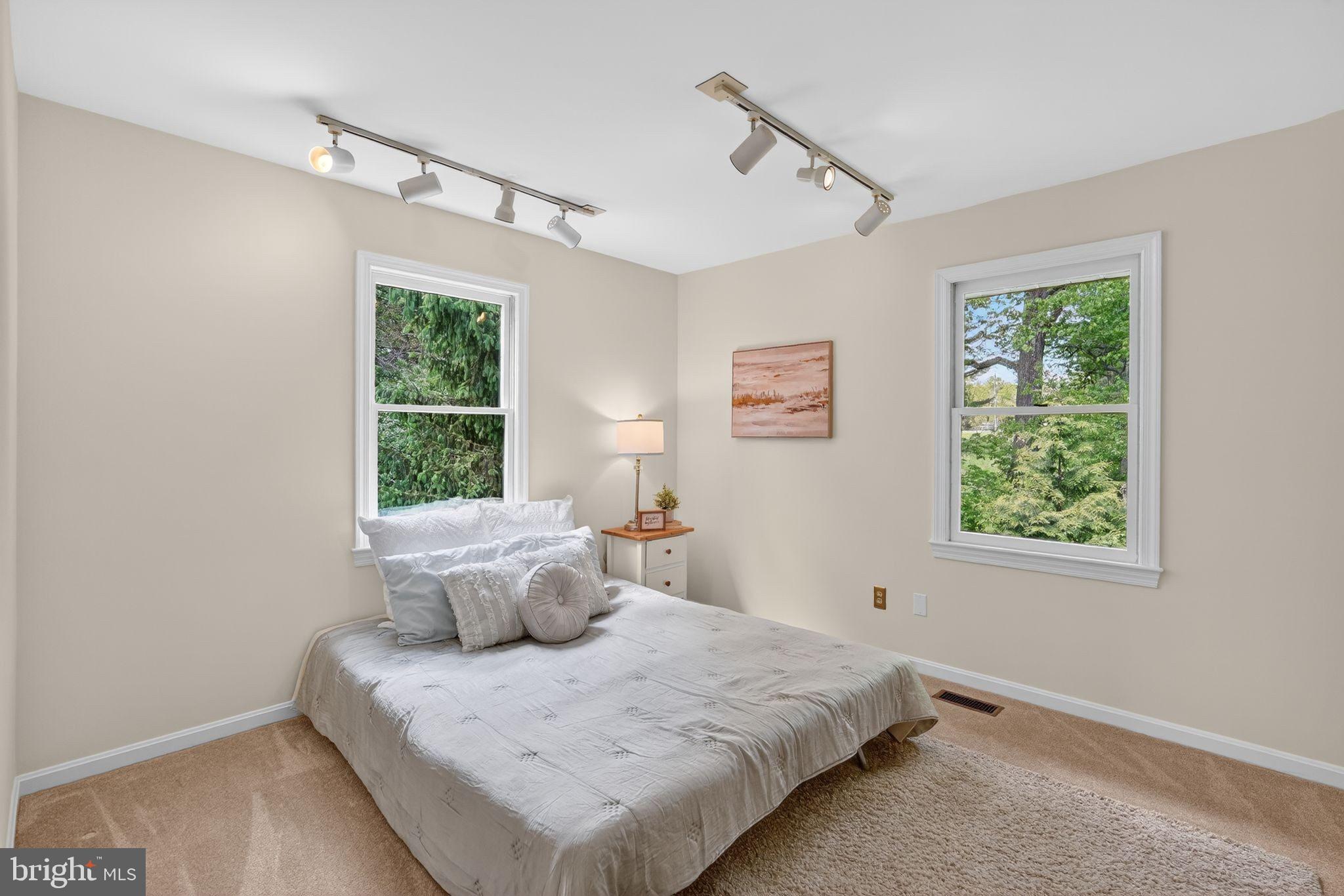DARNESTOWN - Residential