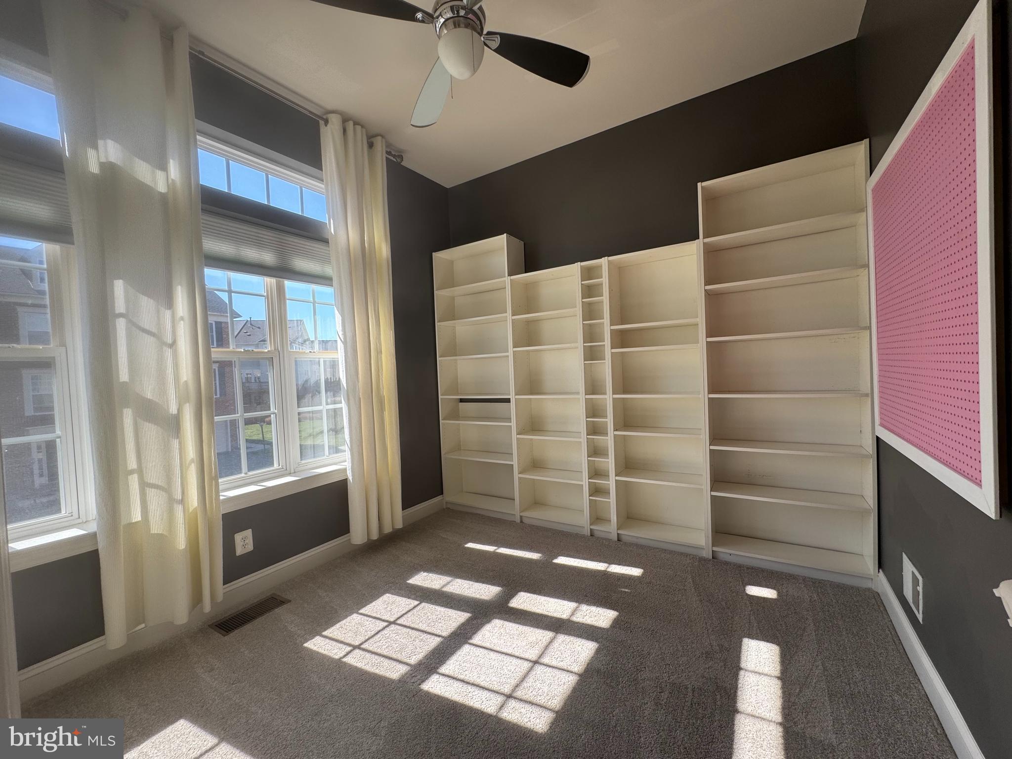 BROADLANDS SOUTH - Residential Lease