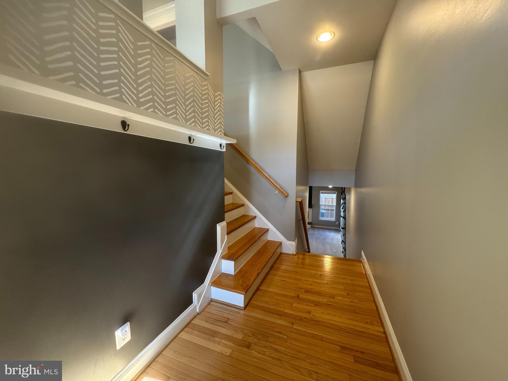 BROADLANDS SOUTH - Residential Lease