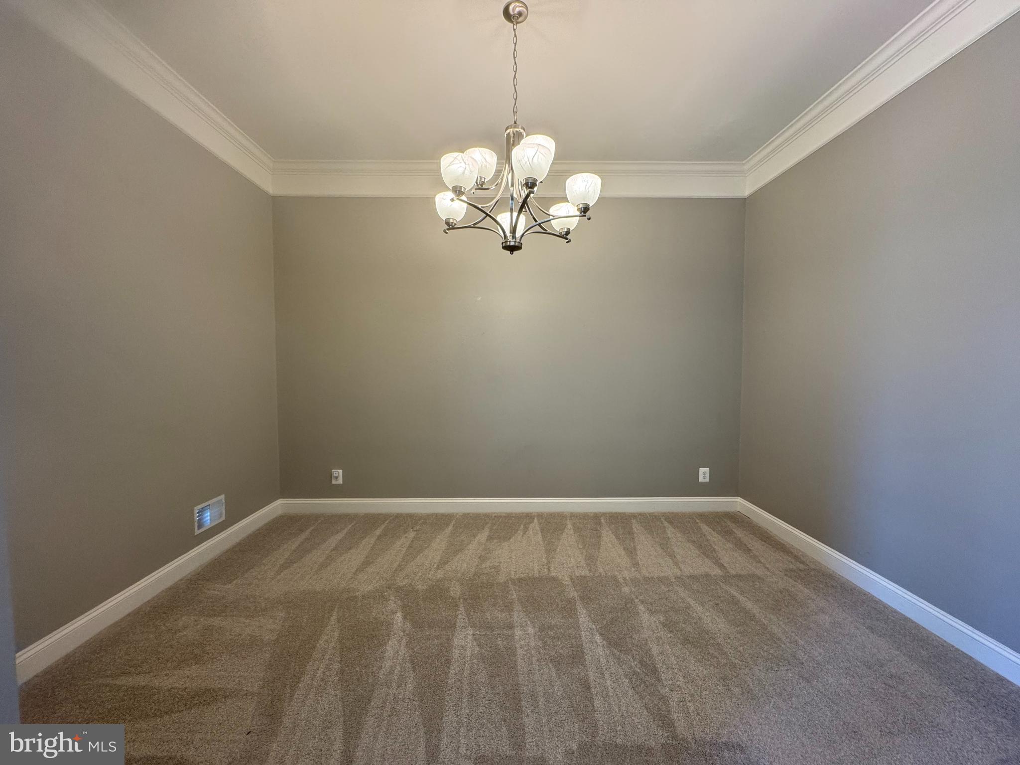 BROADLANDS SOUTH - Residential Lease