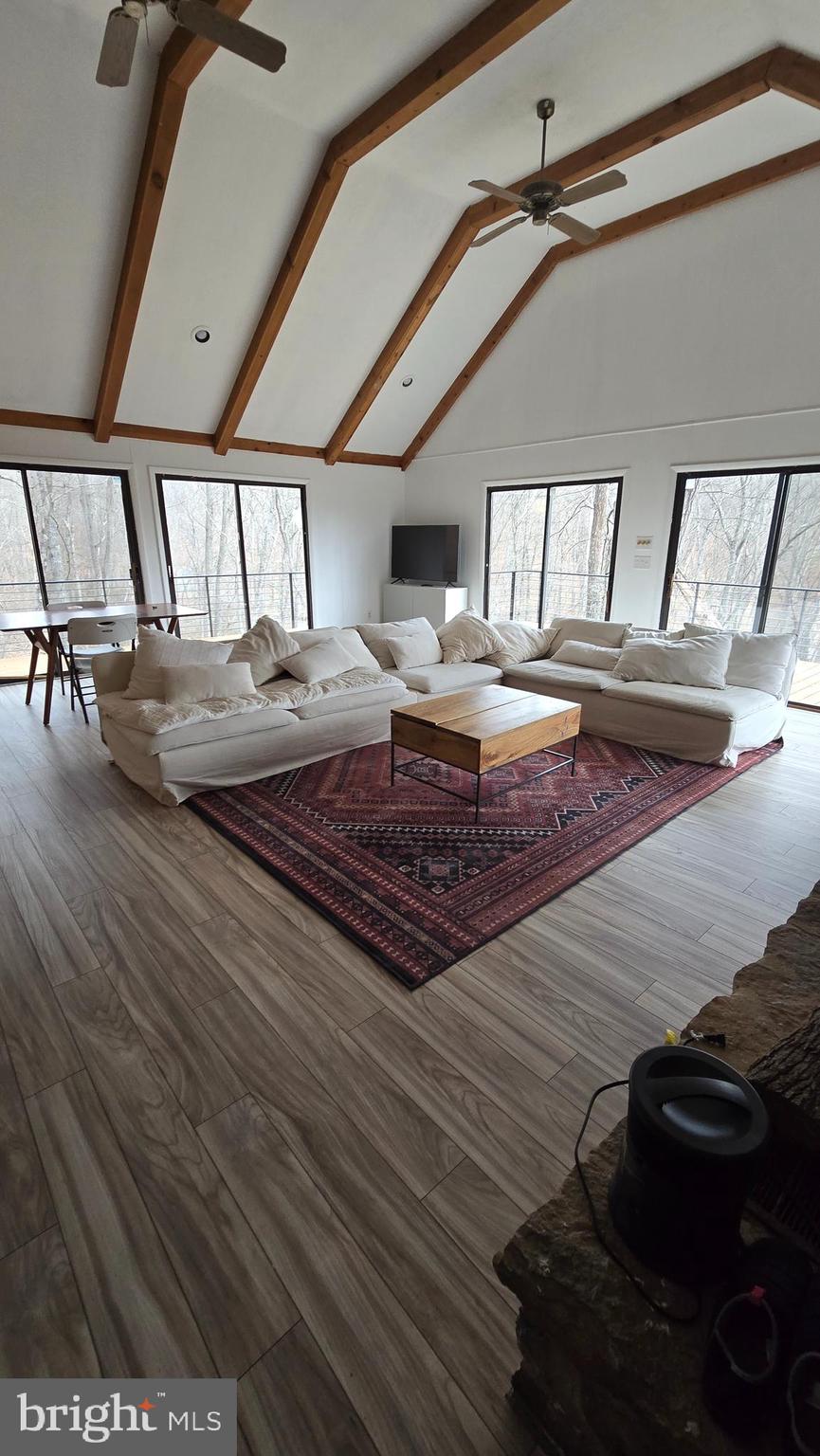 AUTUMN HILLS ESTATES - Residential Lease