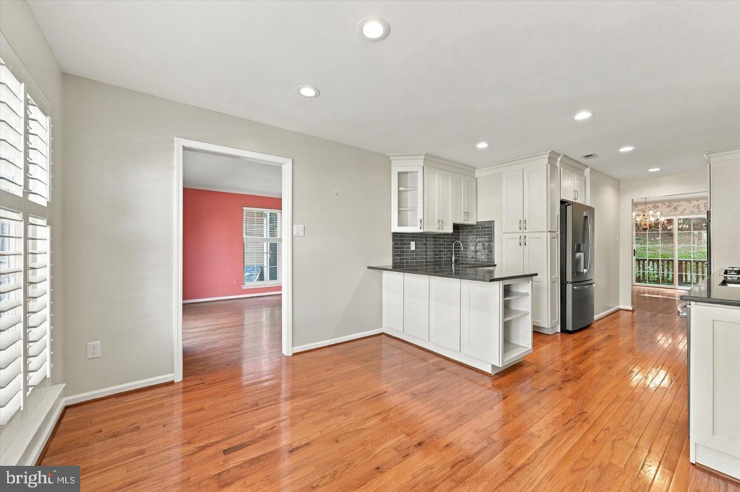 119 WEYBRIDGE DRIVE 10