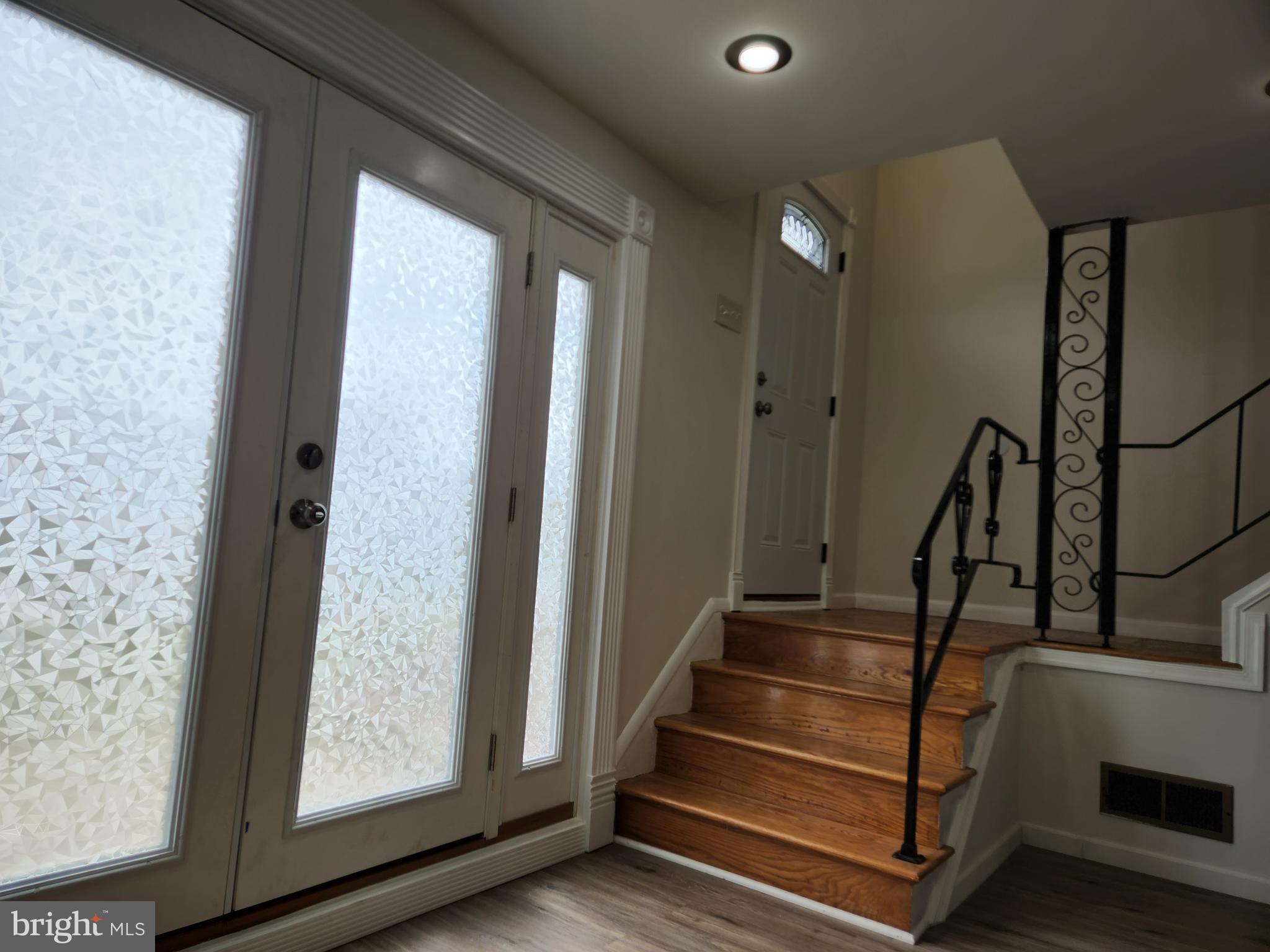 FRANKFORD - Residential