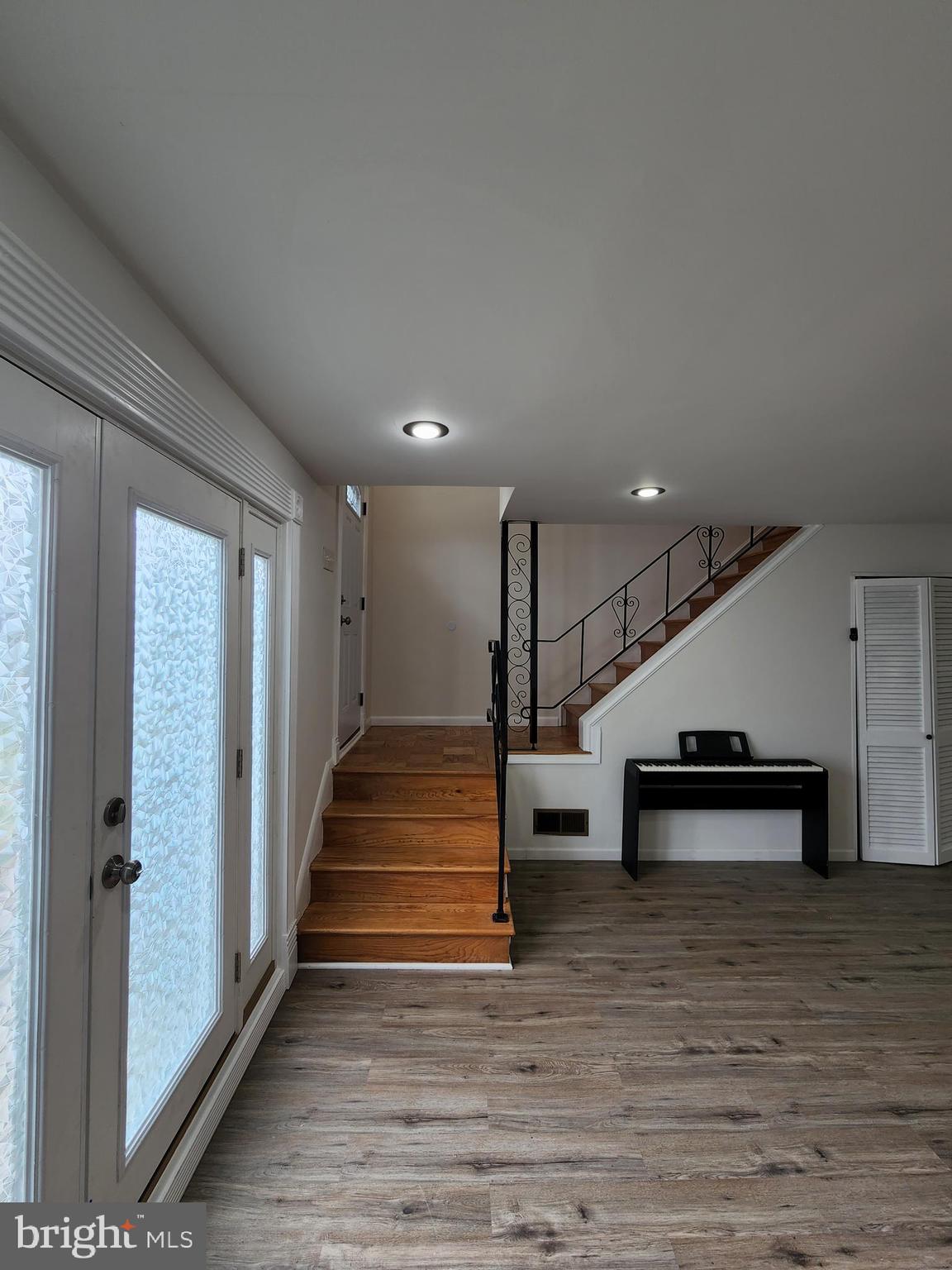 FRANKFORD - Residential