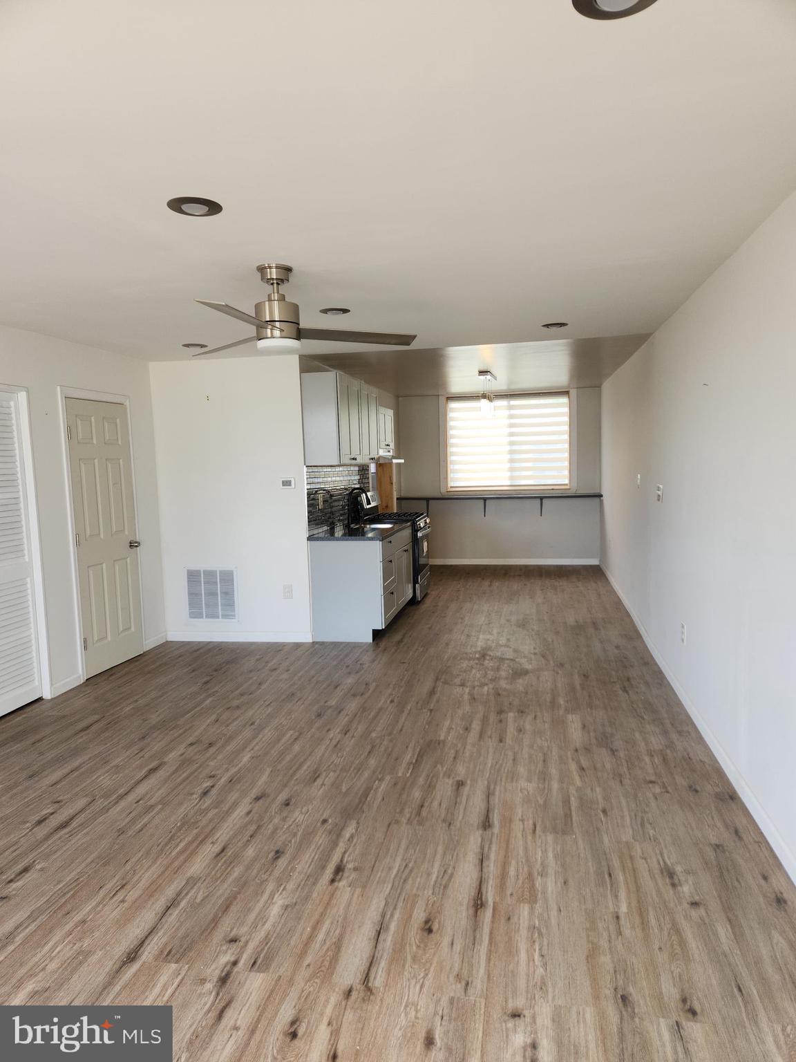 FRANKFORD - Residential