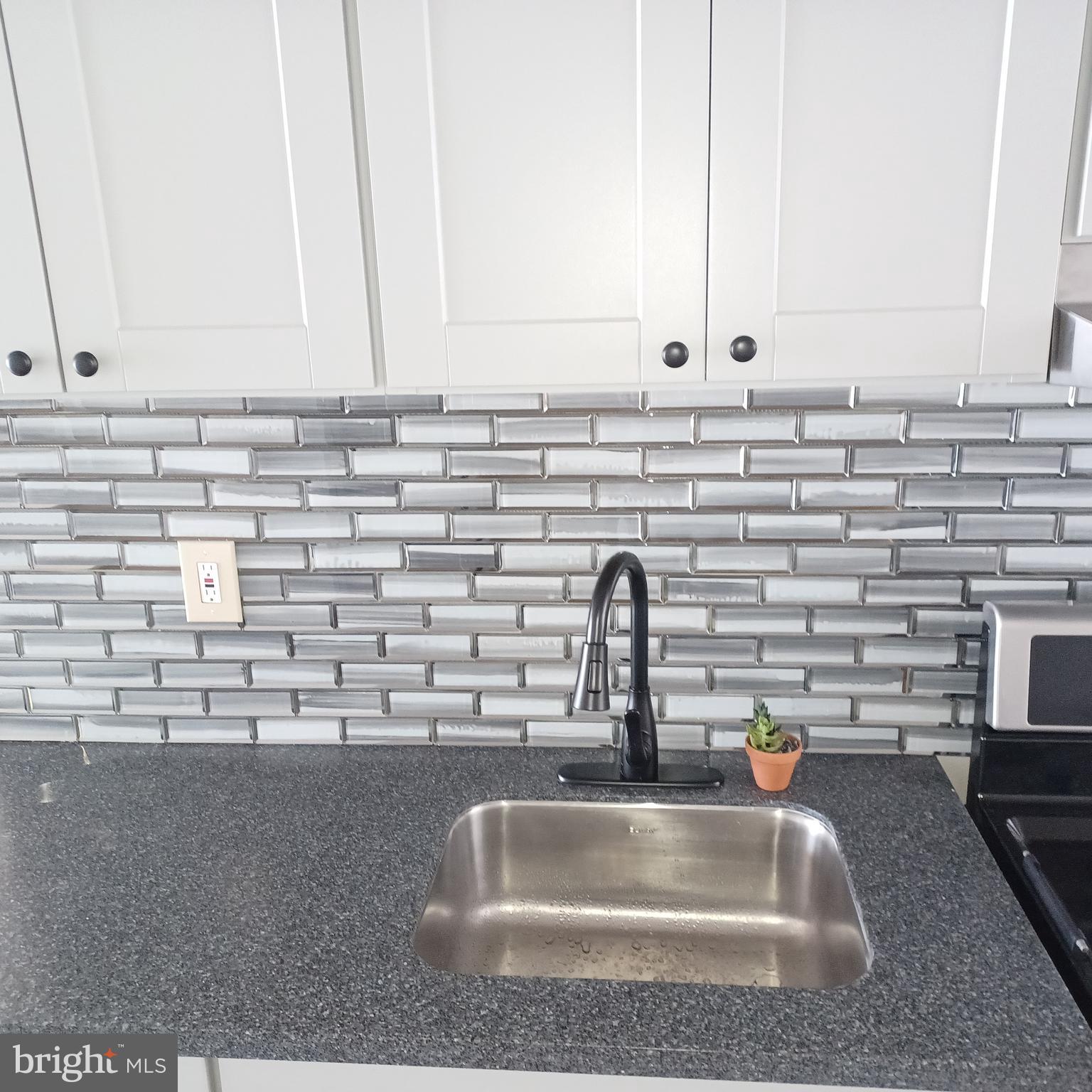 FRANKFORD - Residential