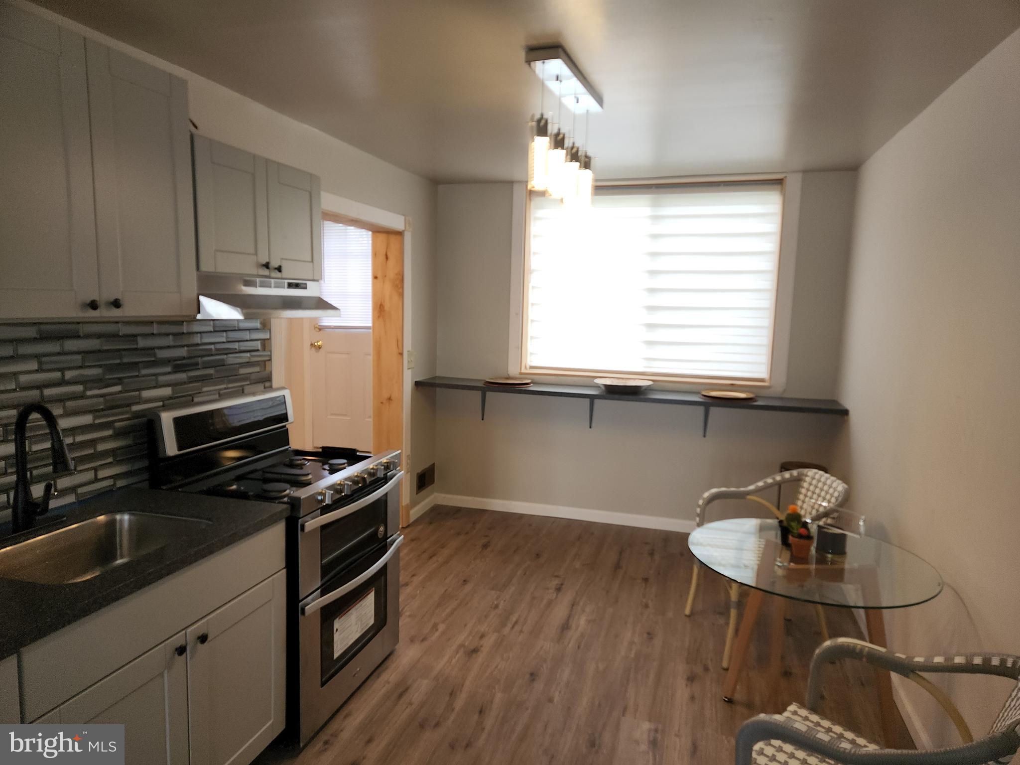 FRANKFORD - Residential