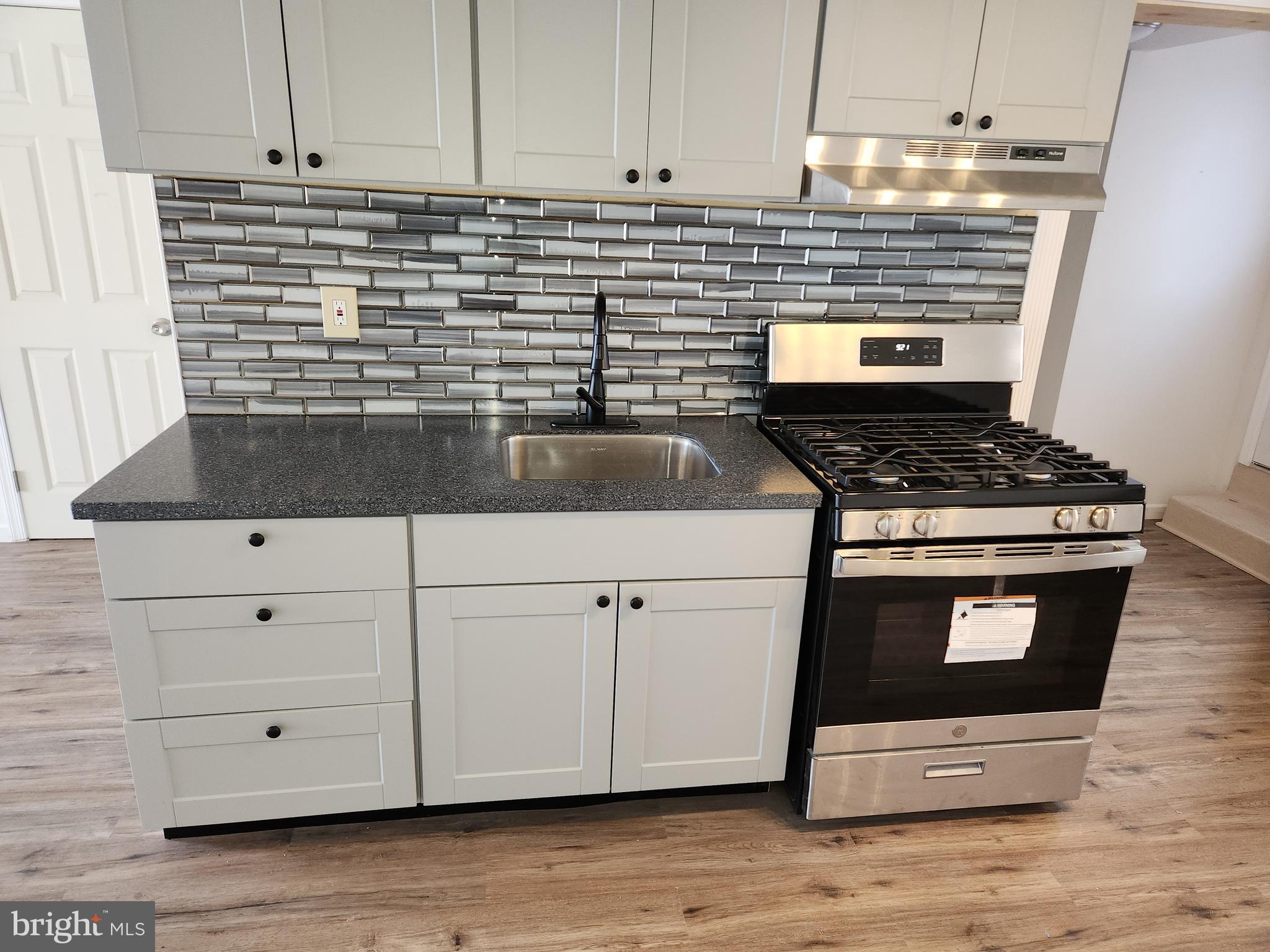 FRANKFORD - Residential