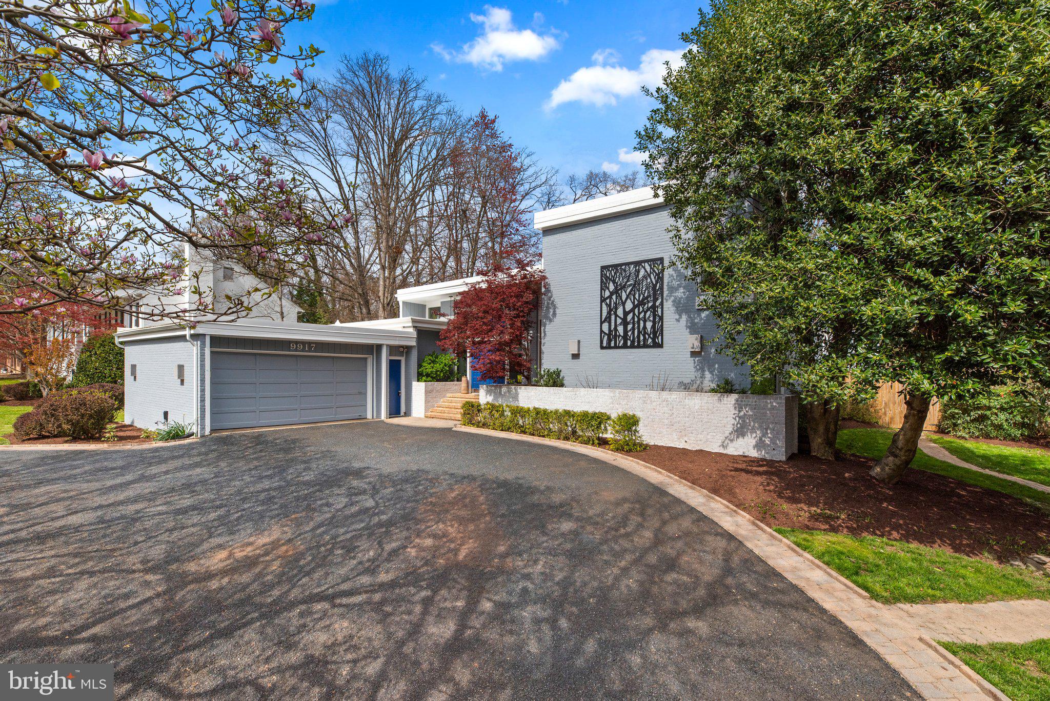 POTOMAC VILLAGE - Residential