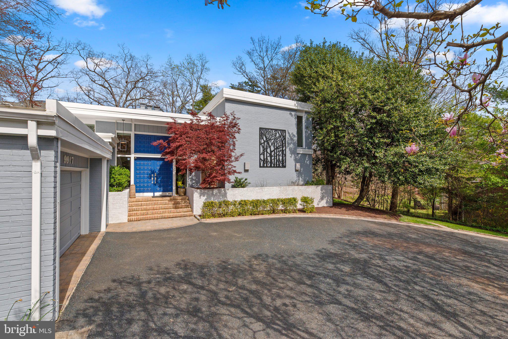 POTOMAC VILLAGE - Residential