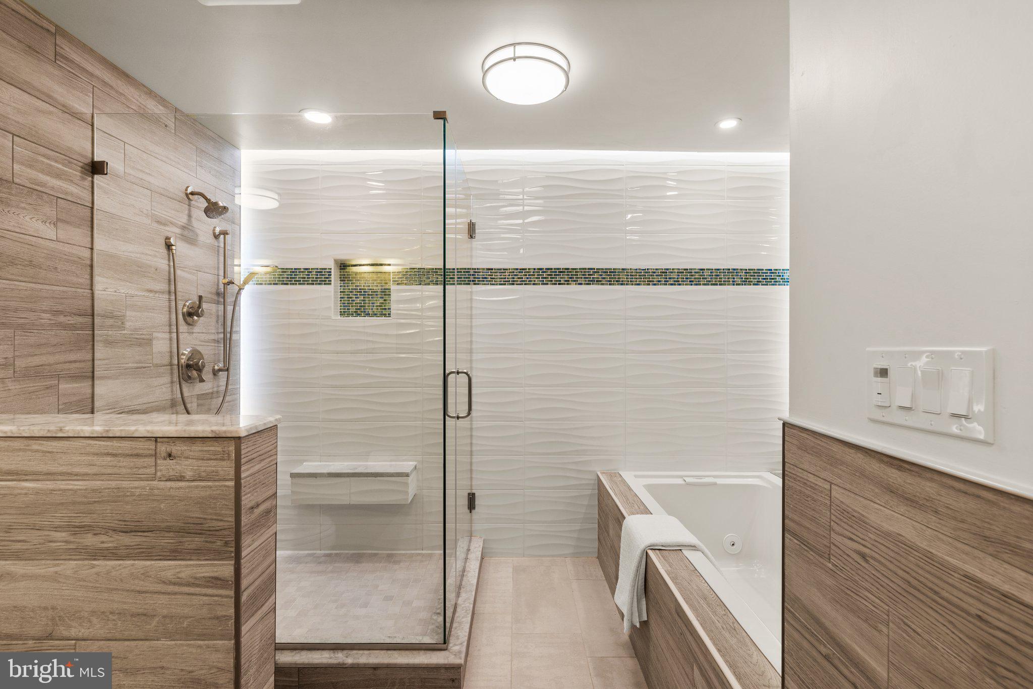 POTOMAC VILLAGE - Residential