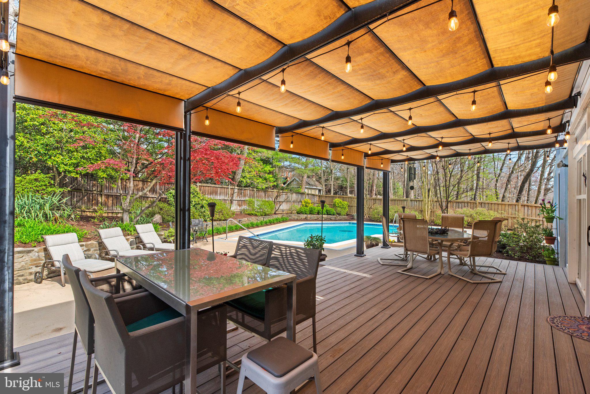 POTOMAC VILLAGE - Residential