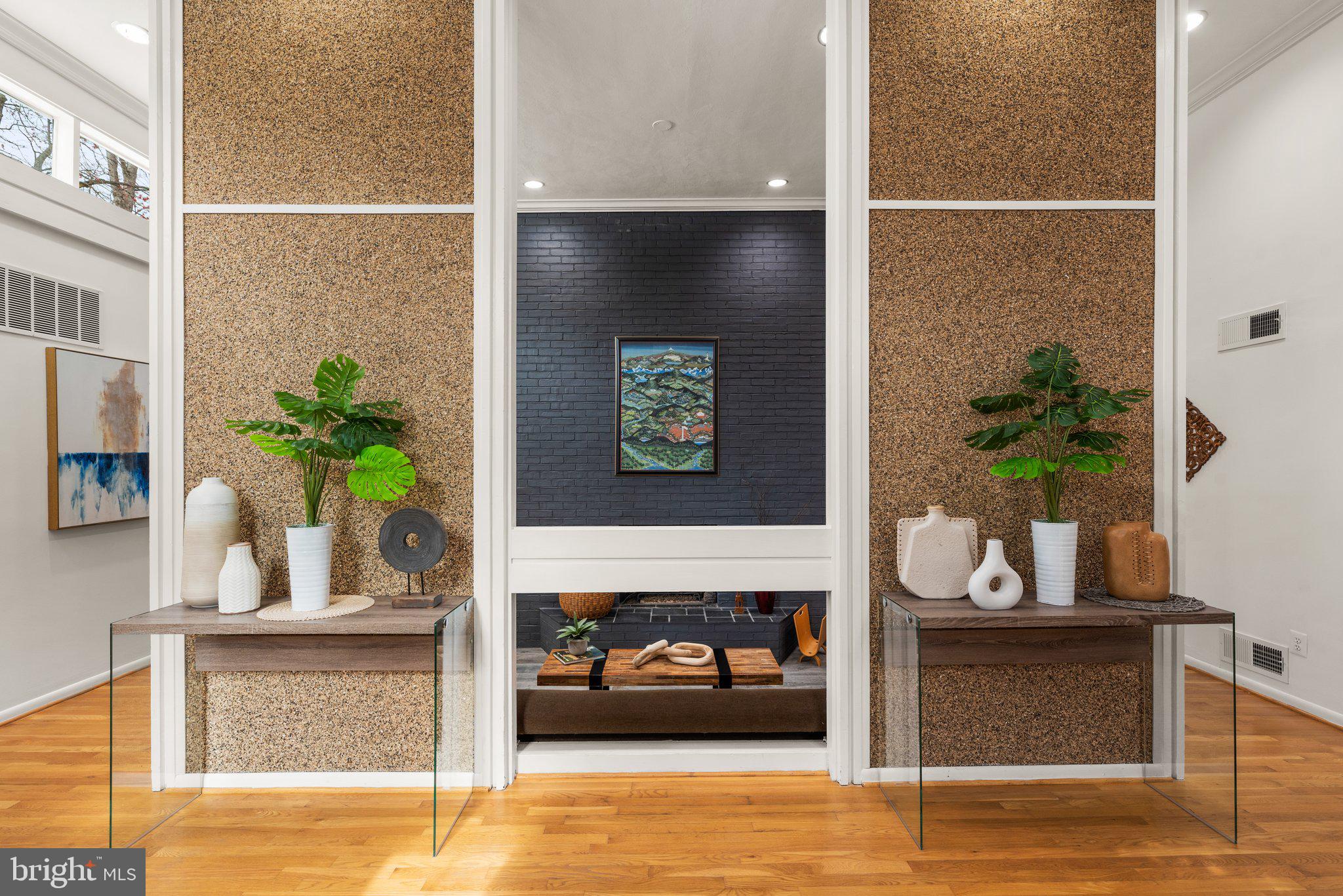 POTOMAC VILLAGE - Residential