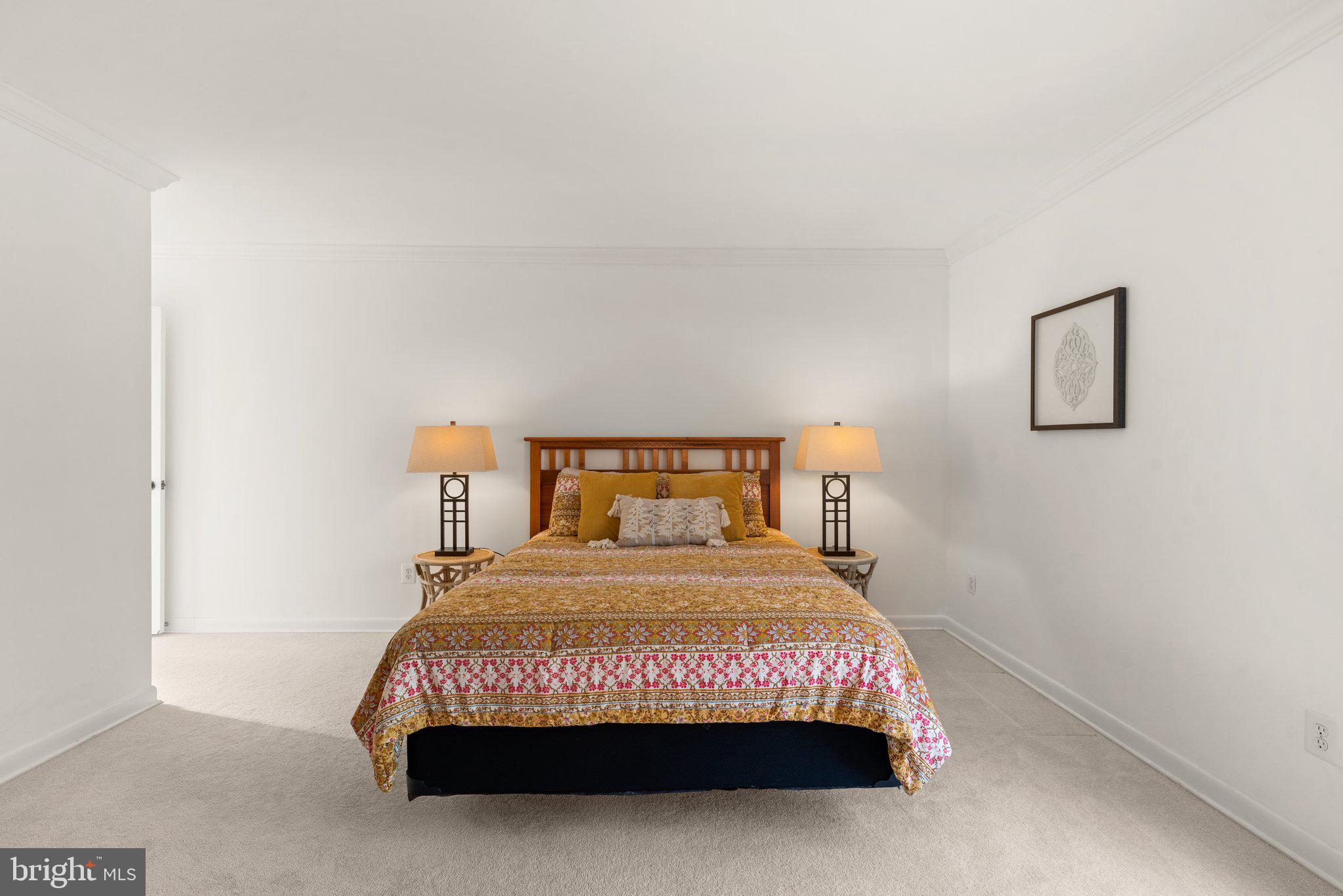 POTOMAC VILLAGE - Residential