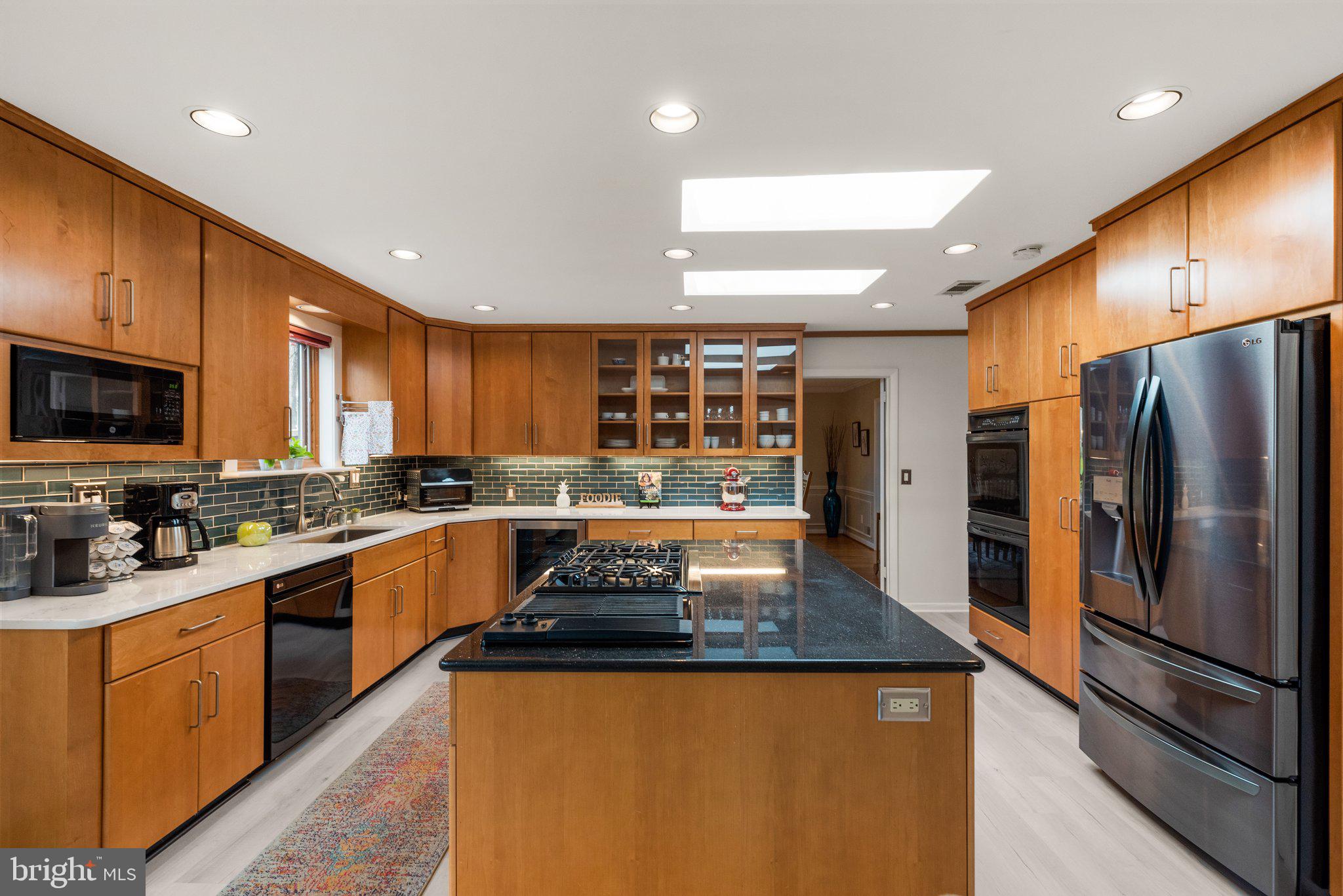 POTOMAC VILLAGE - Residential