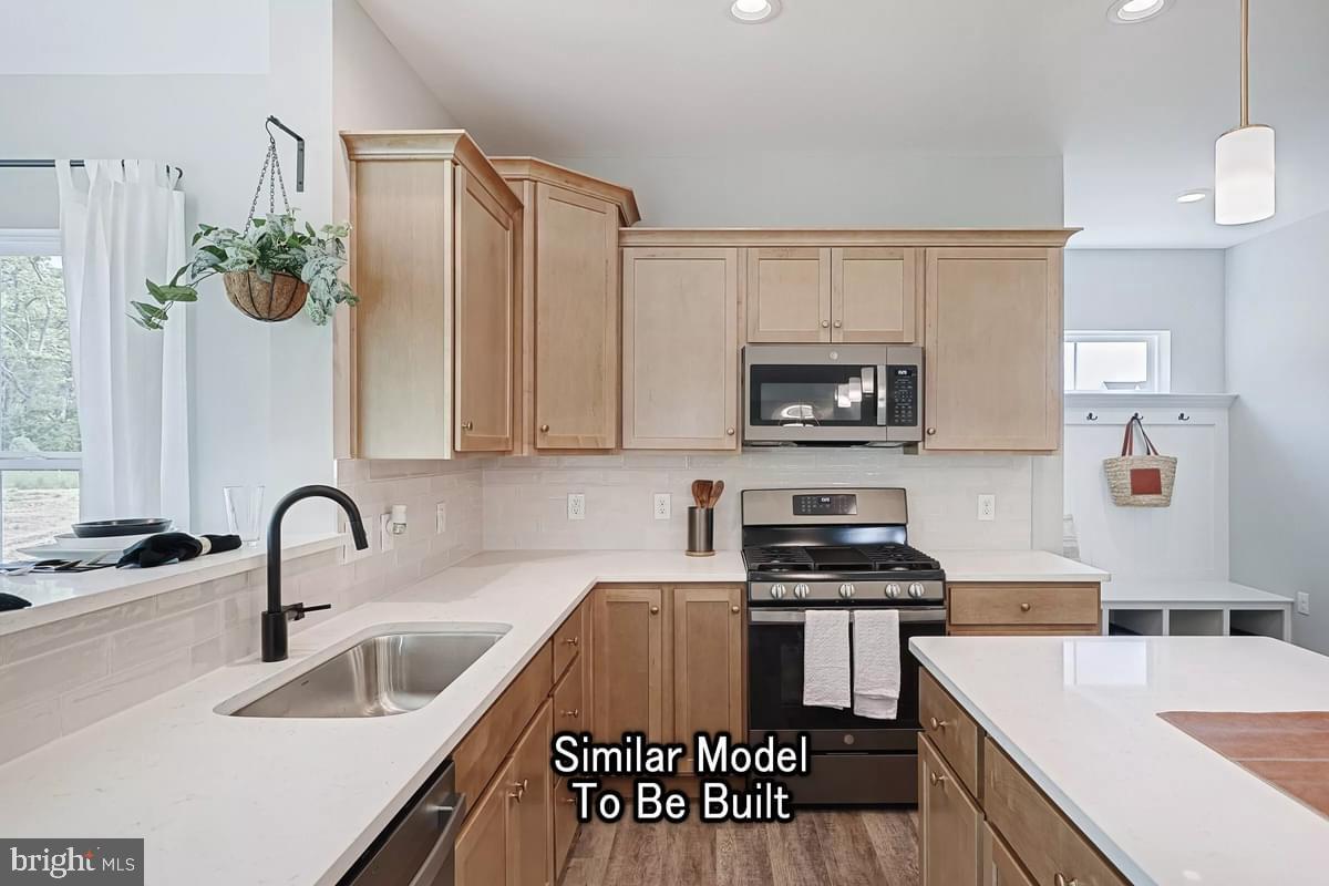 3570 PEBBLE RUN DRIVE LOT 10