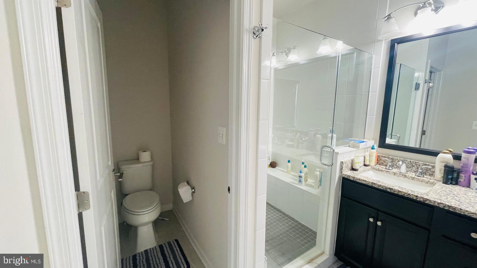 LOUDOUN VALLEY ESTATES 2 - Residential Lease