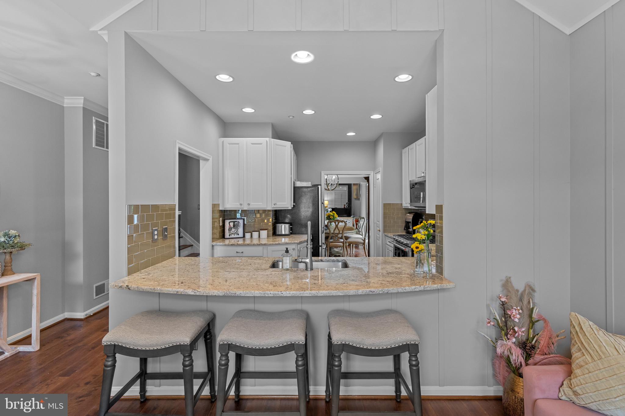 FAIRWAY OVERLOOK - Residential