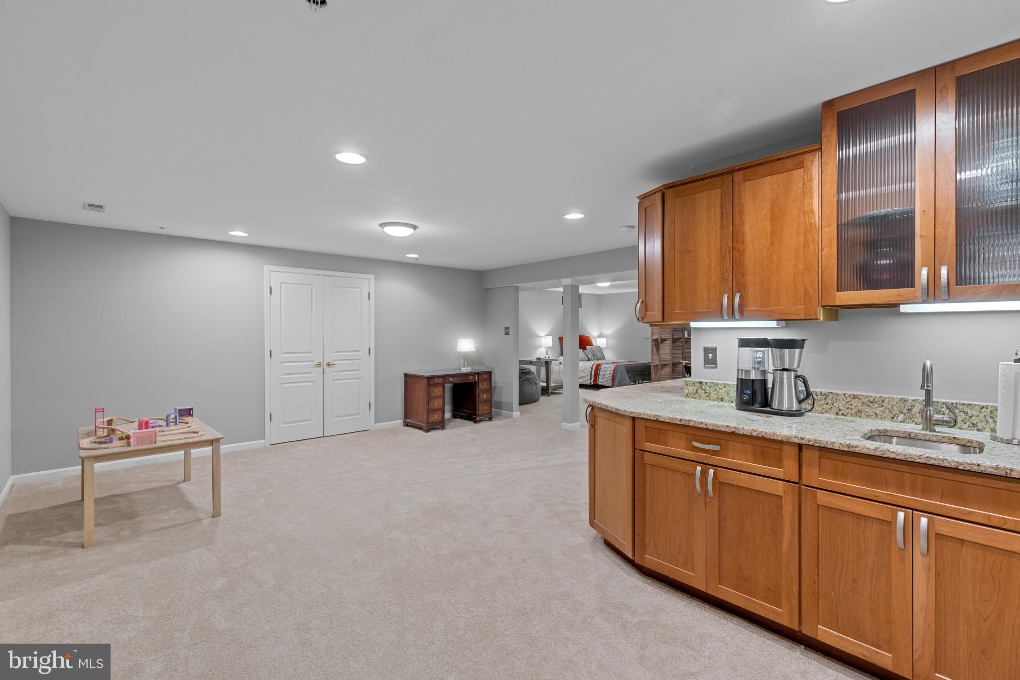 FAIRWAY OVERLOOK - Residential