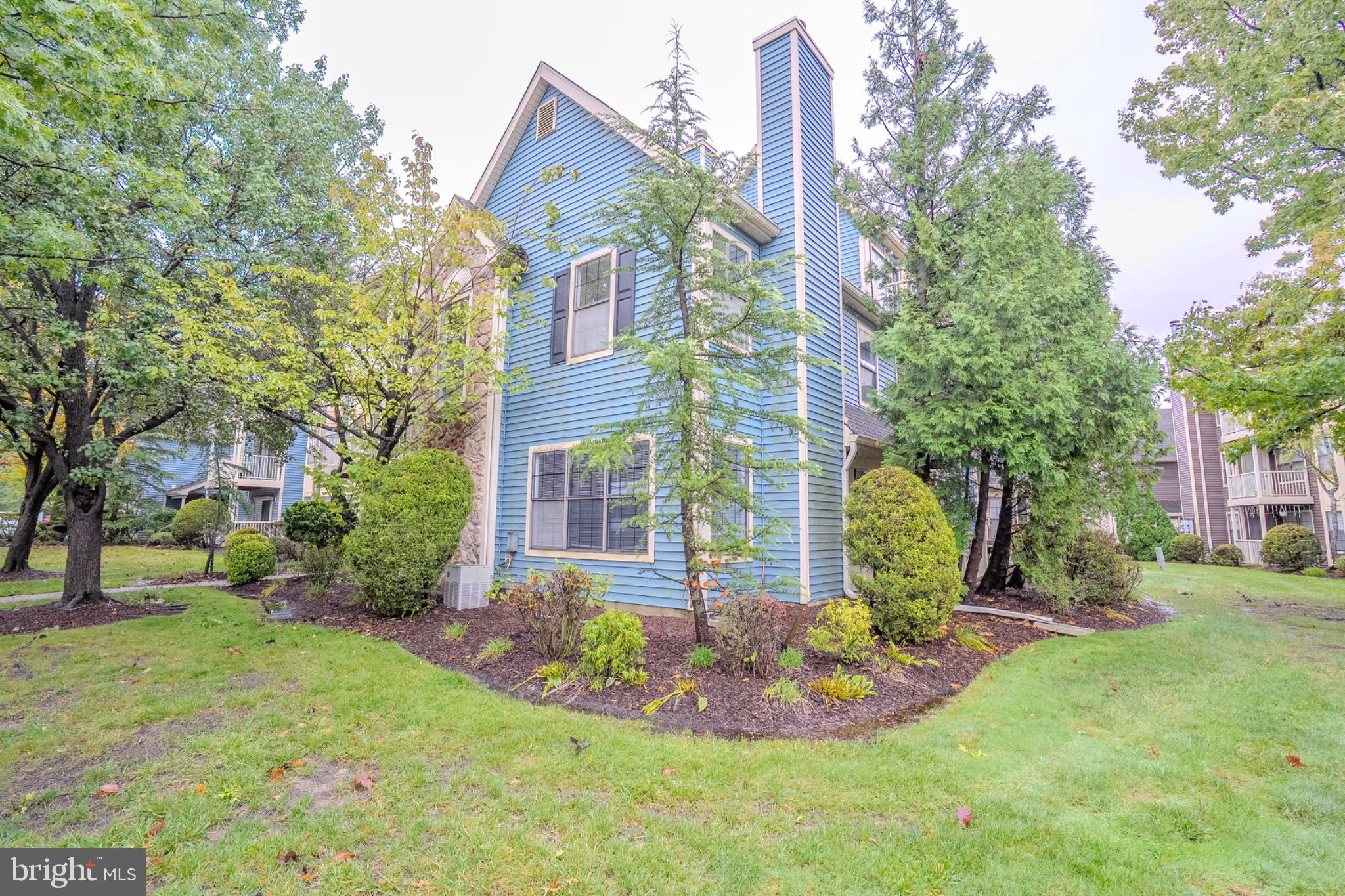 250 CROSSPOINTE DRIVE