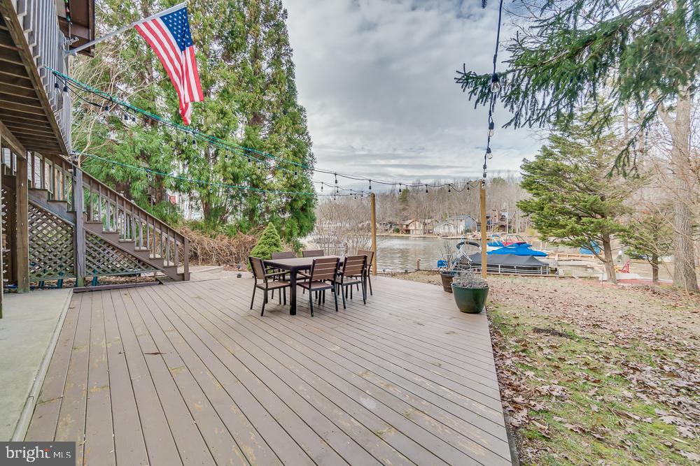 LAKE OF THE WOODS - Residential