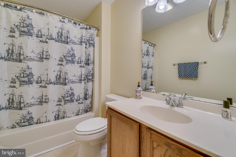 LAKE OF THE WOODS - Residential