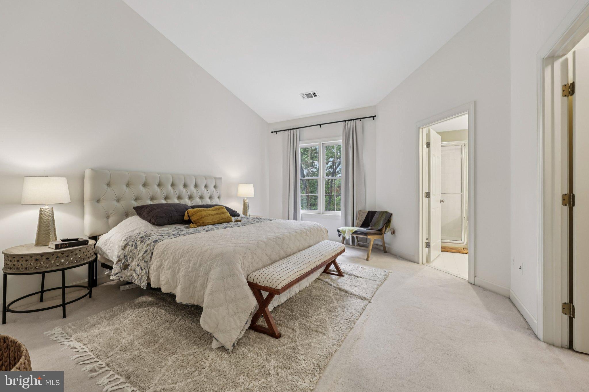 COURTHOUSE WOODS - Residential