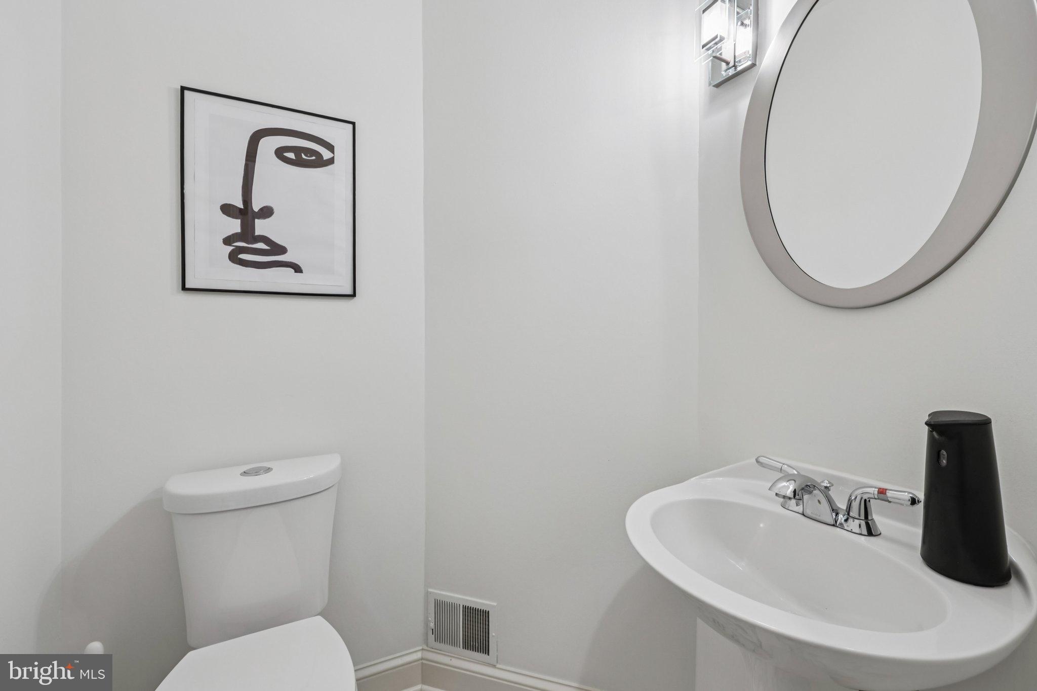 COURTHOUSE WOODS - Residential