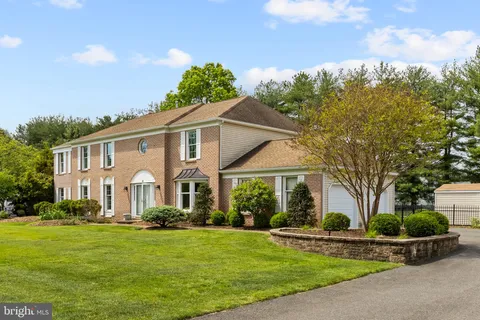 49 Saratoga Drive, West Windsor, NJ 08550 - MLS#: NJME2075276