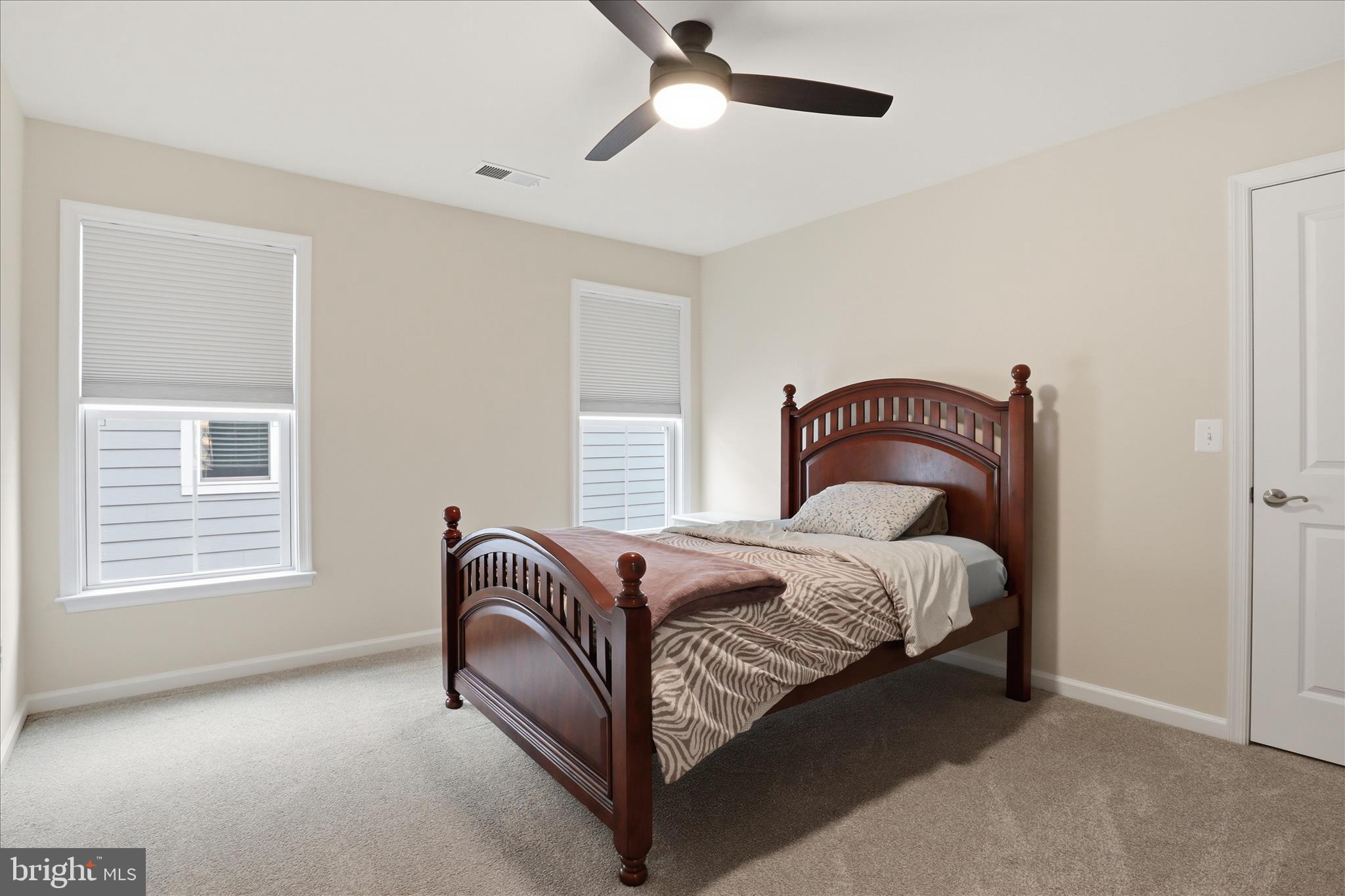 MEADOW BROOK FARM - Residential