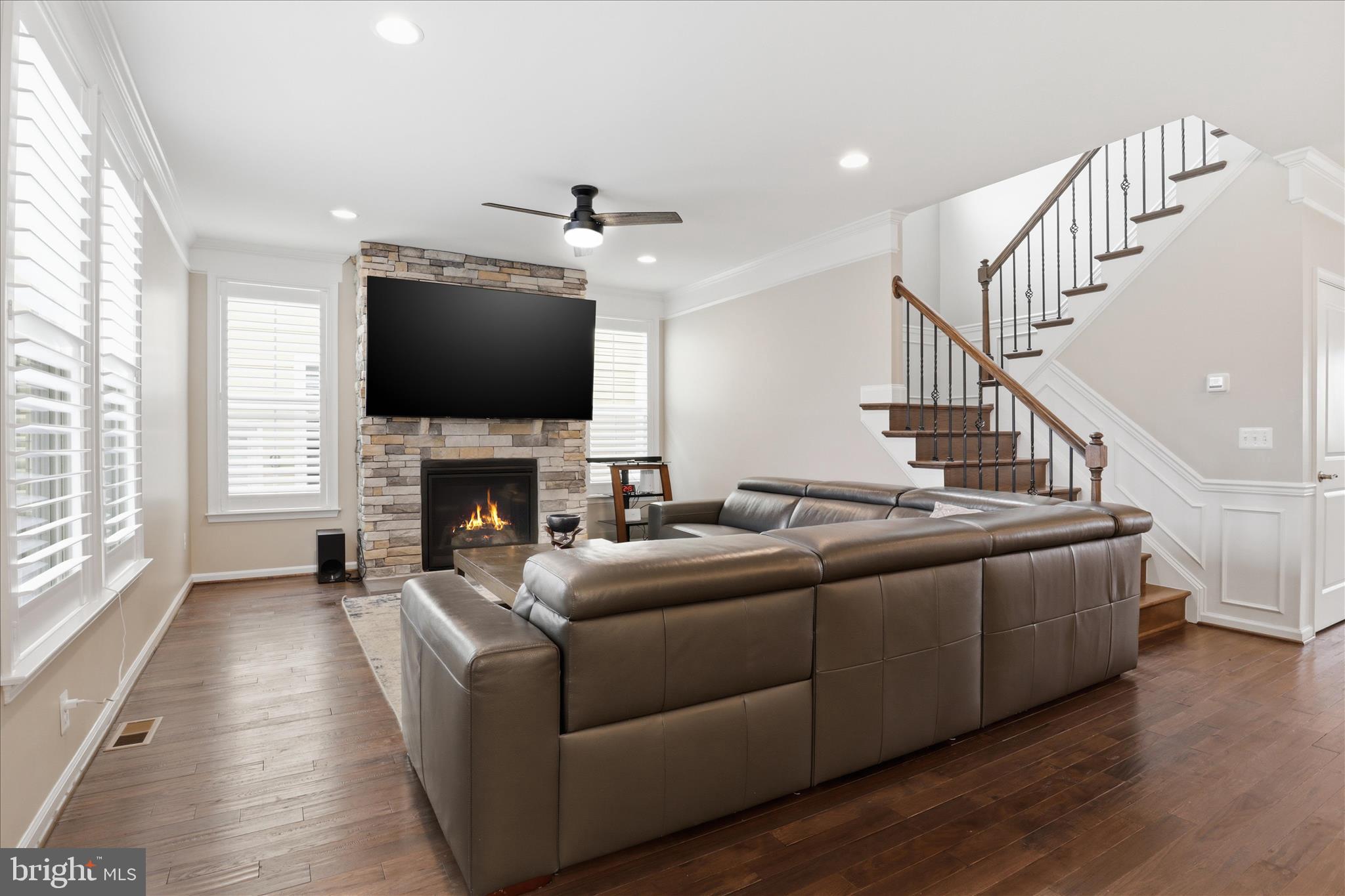 MEADOW BROOK FARM - Residential