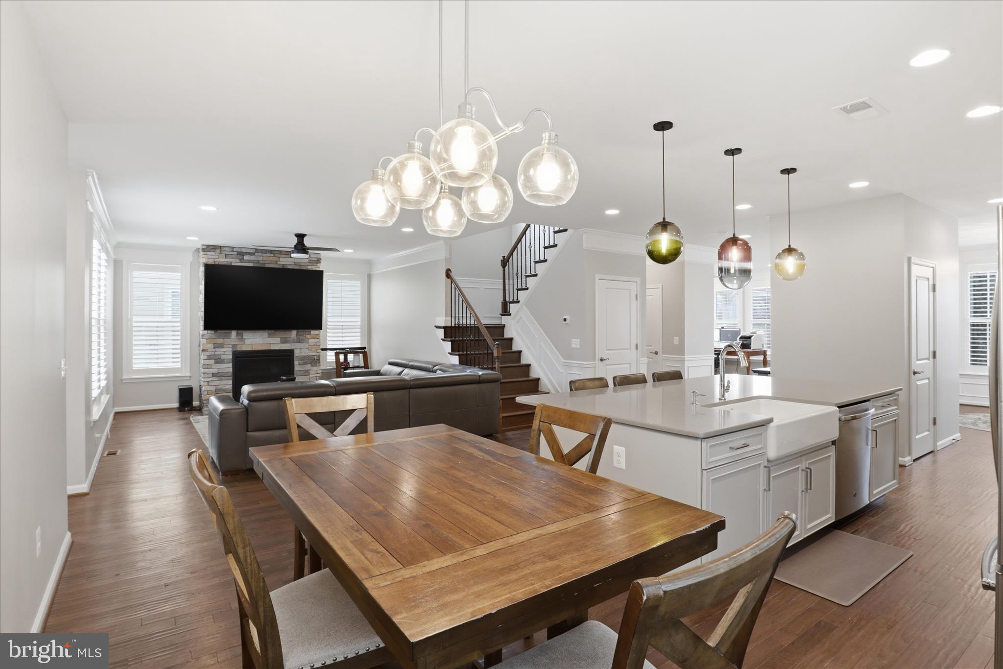 MEADOW BROOK FARM - Residential