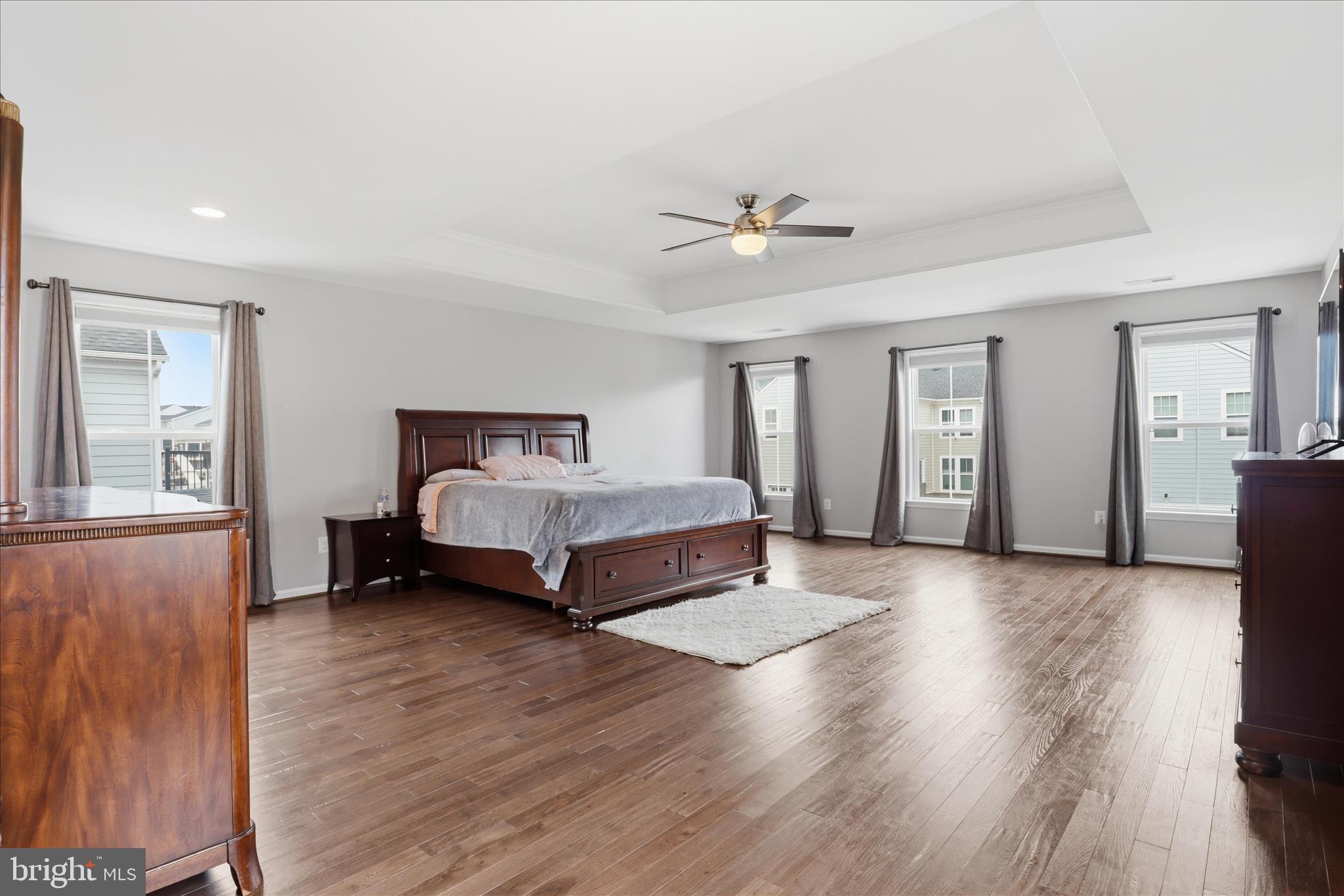 MEADOW BROOK FARM - Residential