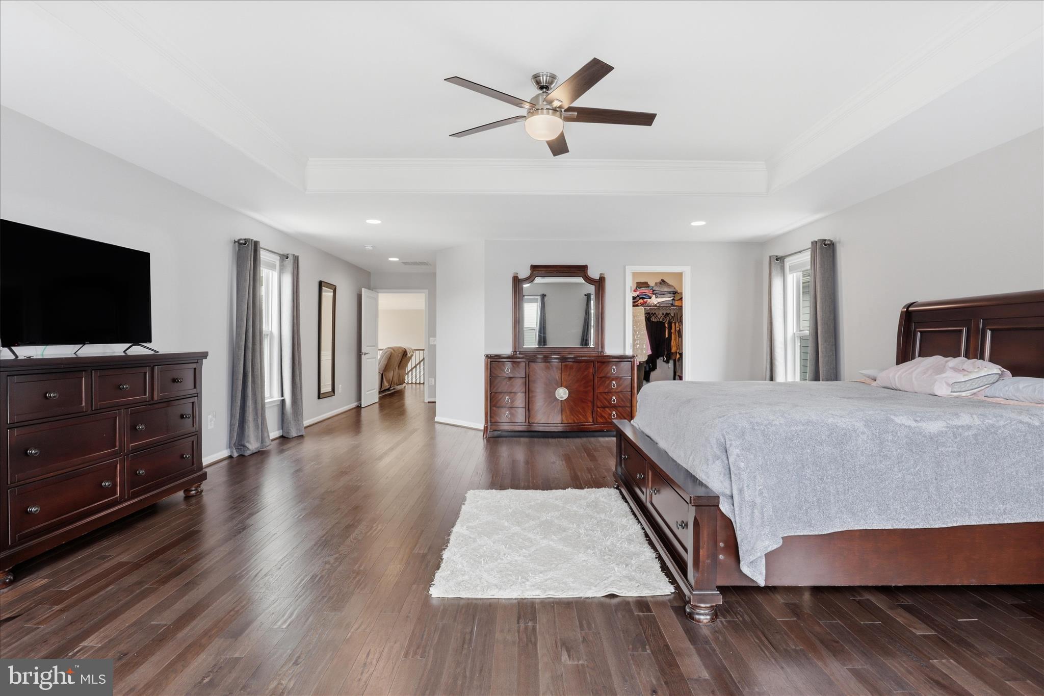 MEADOW BROOK FARM - Residential