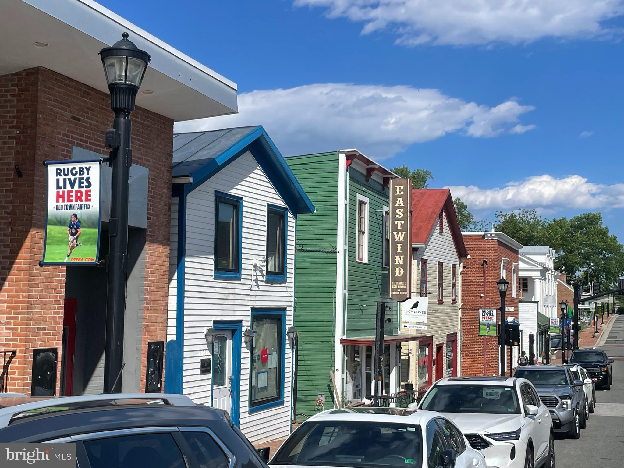 COURTHOUSE SQUARE - Residential