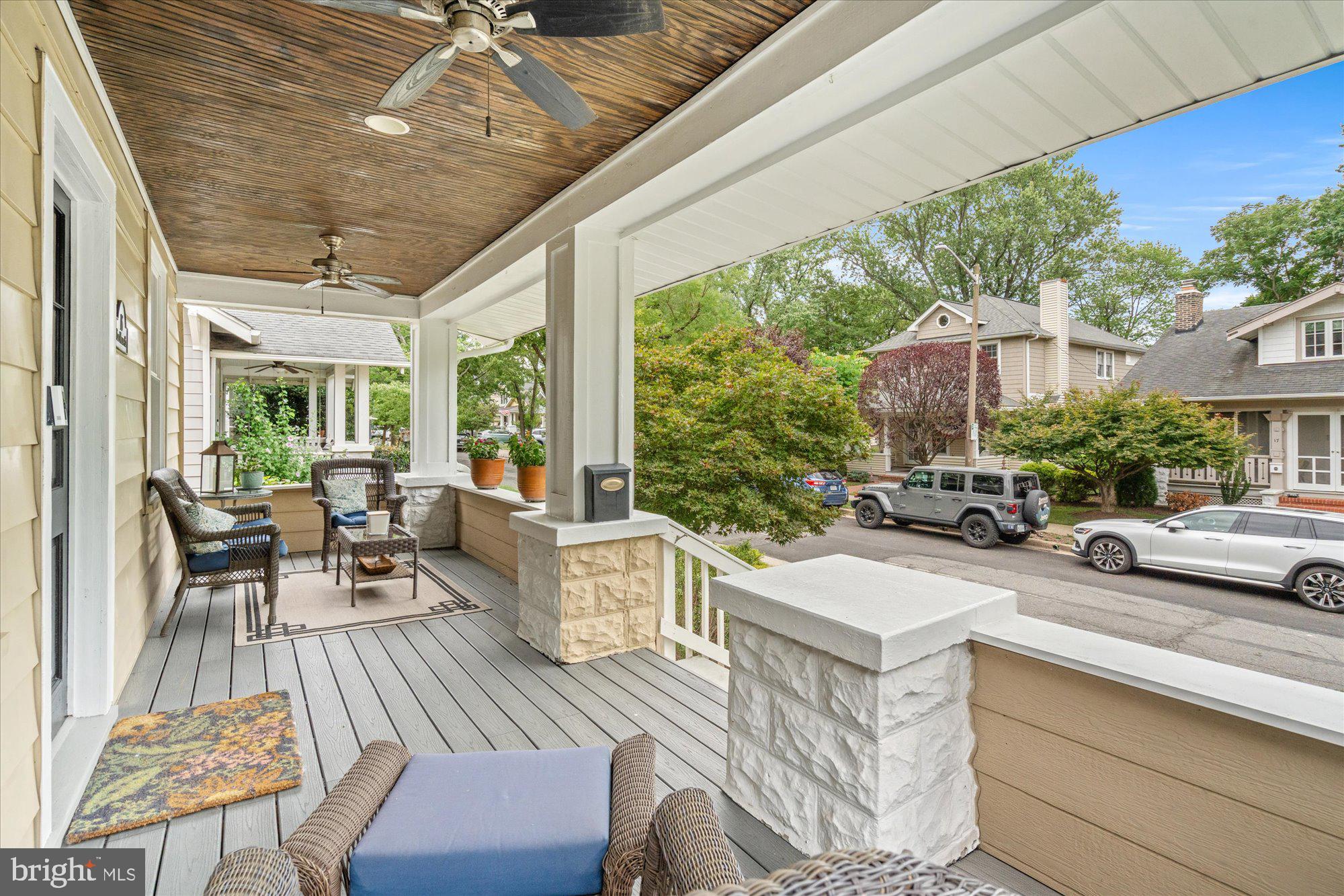 16 E WALNUT STREET E