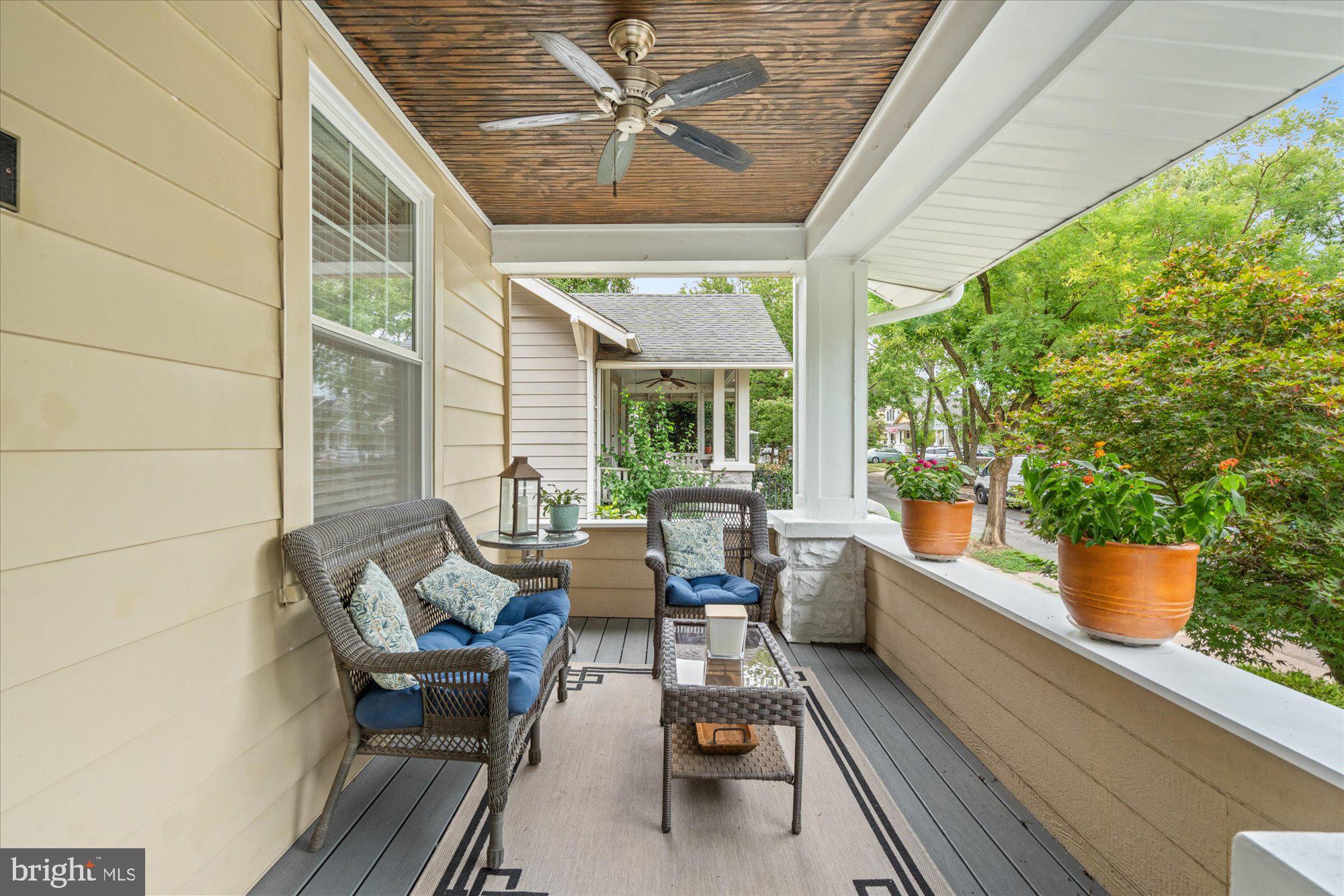16 E WALNUT STREET E