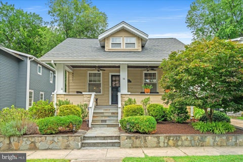 Photo of 16 E Walnut Street E, ALEXANDRIA, VA 22301 (MLS # VAAX2064338)
