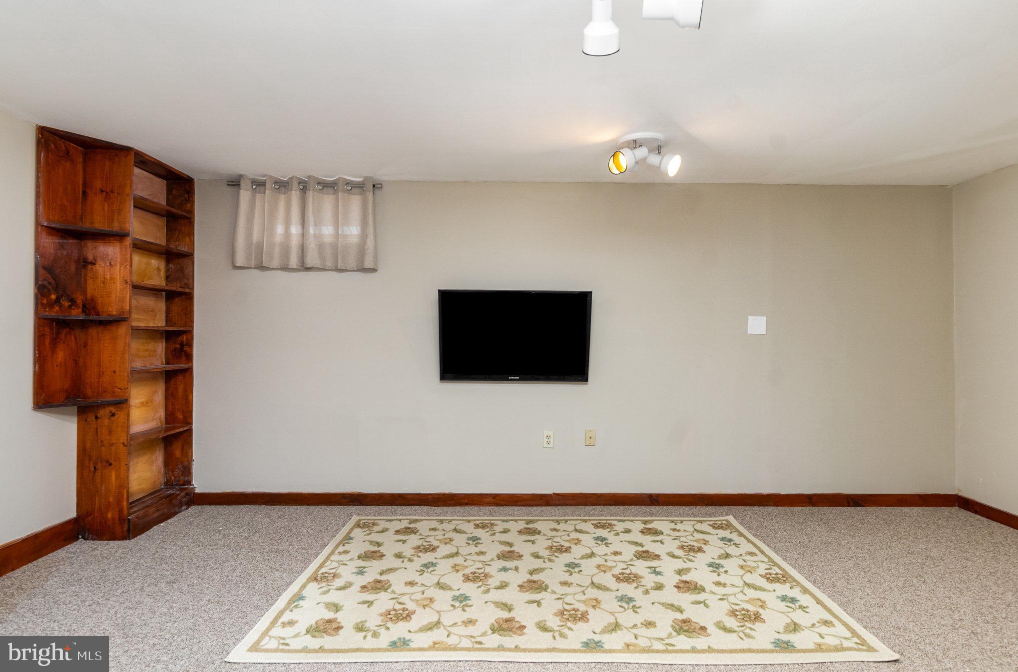 GRACE HARBOUR - Residential