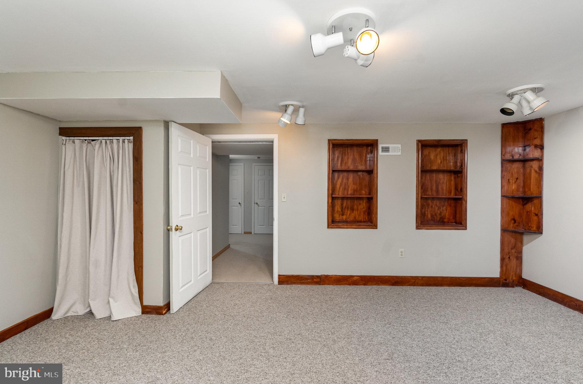 GRACE HARBOUR - Residential