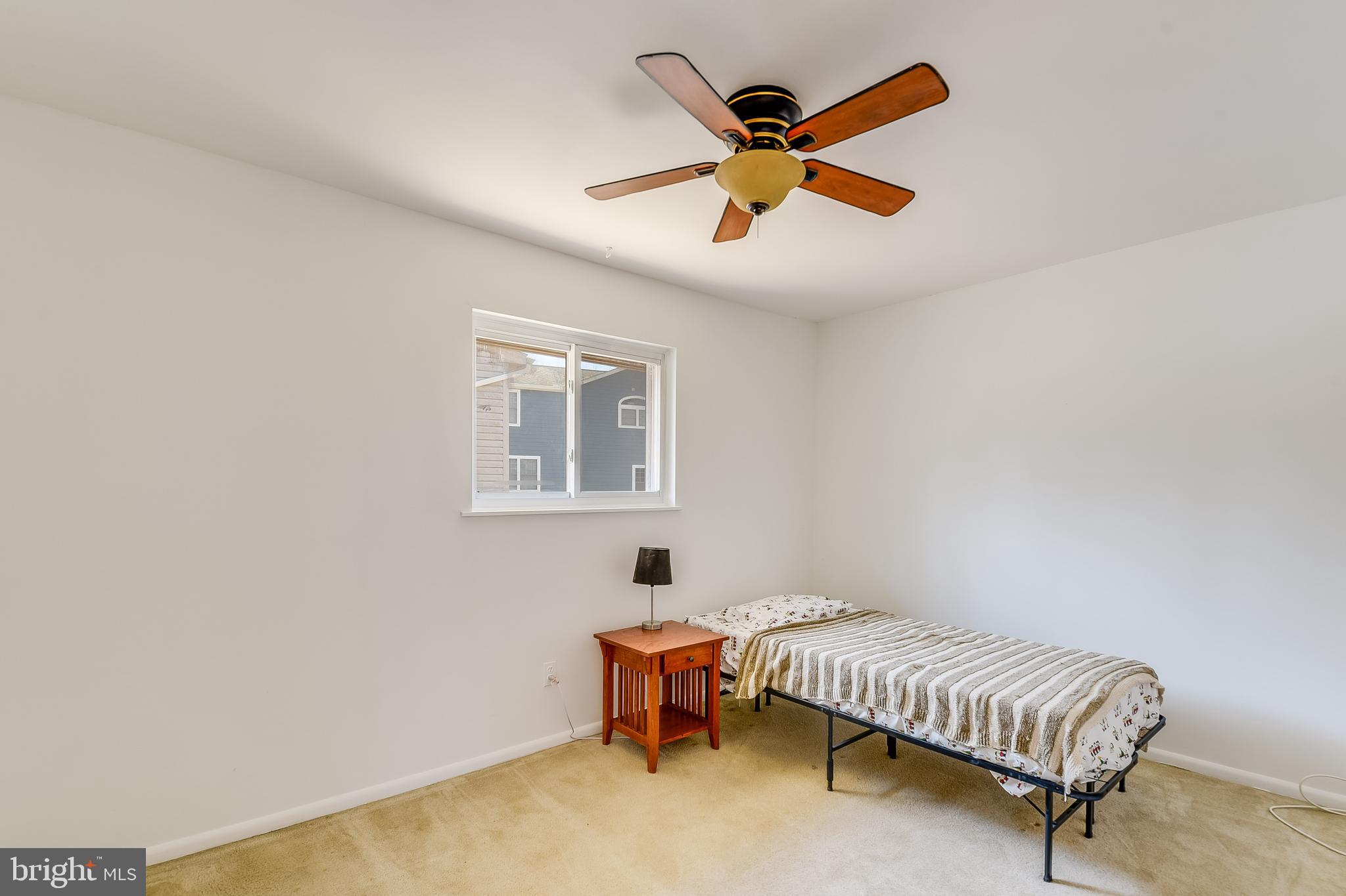 SUNRISE BEACH - Residential