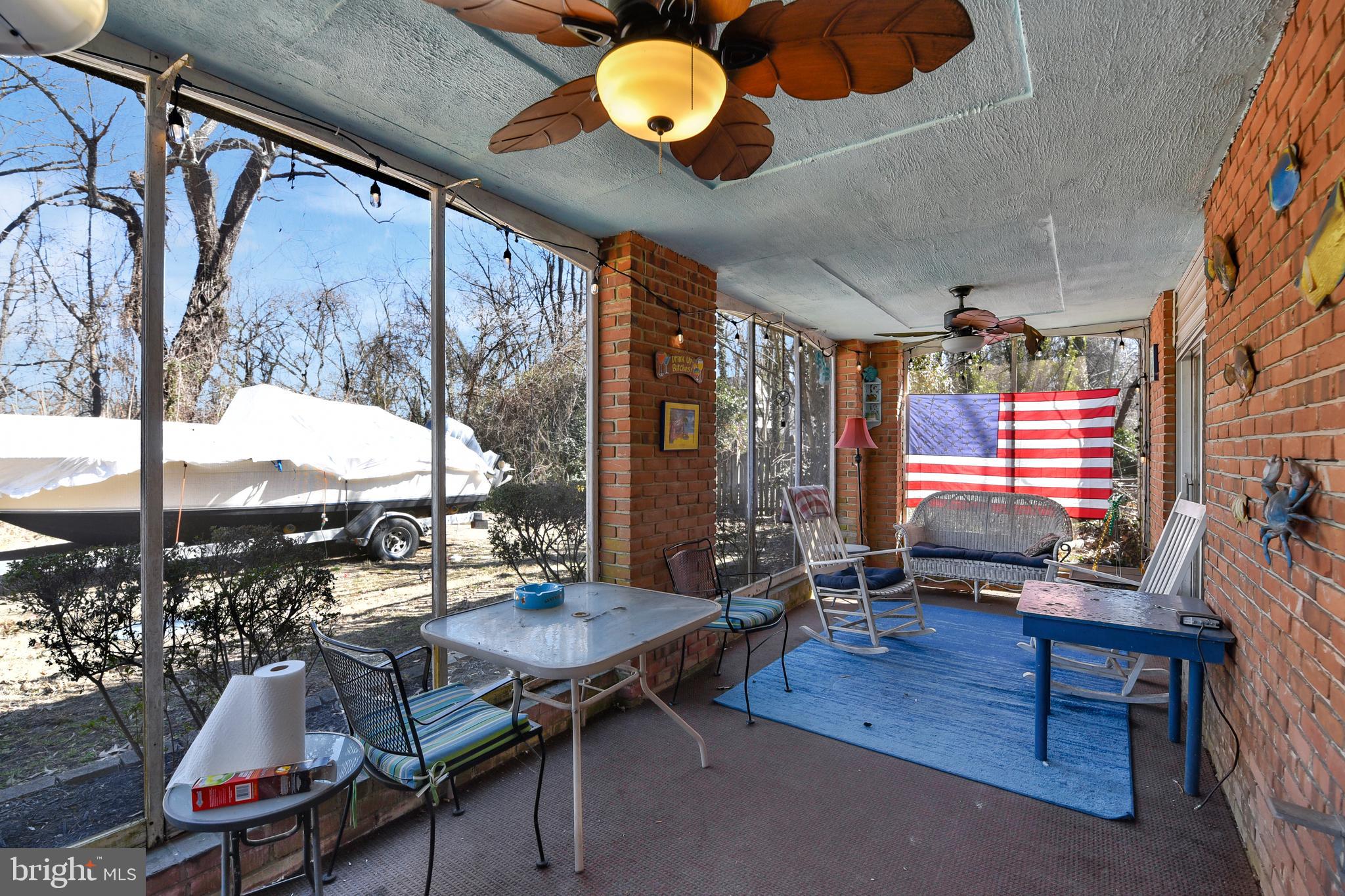 SUNRISE BEACH - Residential